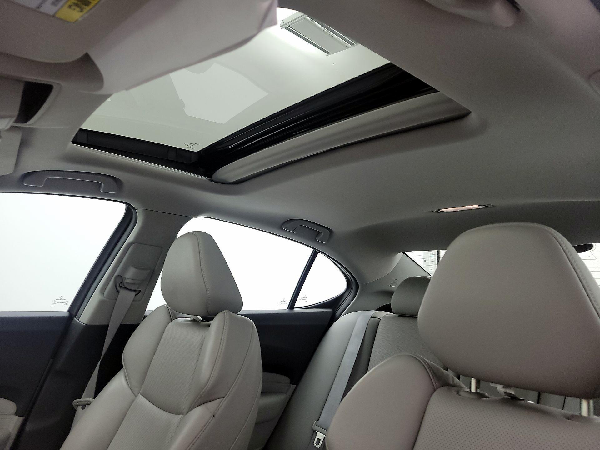 Thumbnail: 2015 Acura TLX - 20