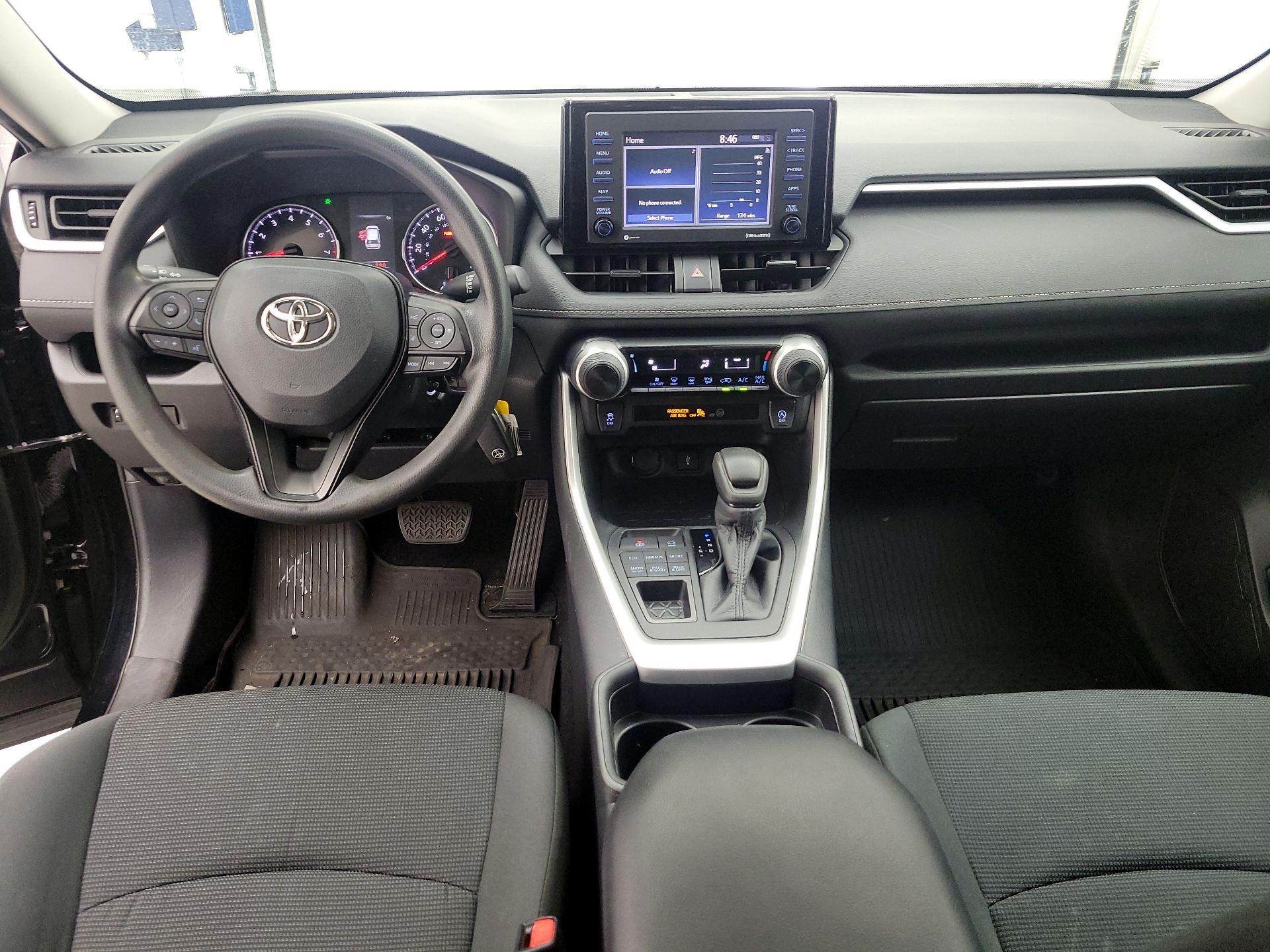 Thumbnail: 2021 Toyota RAV4 - 9
