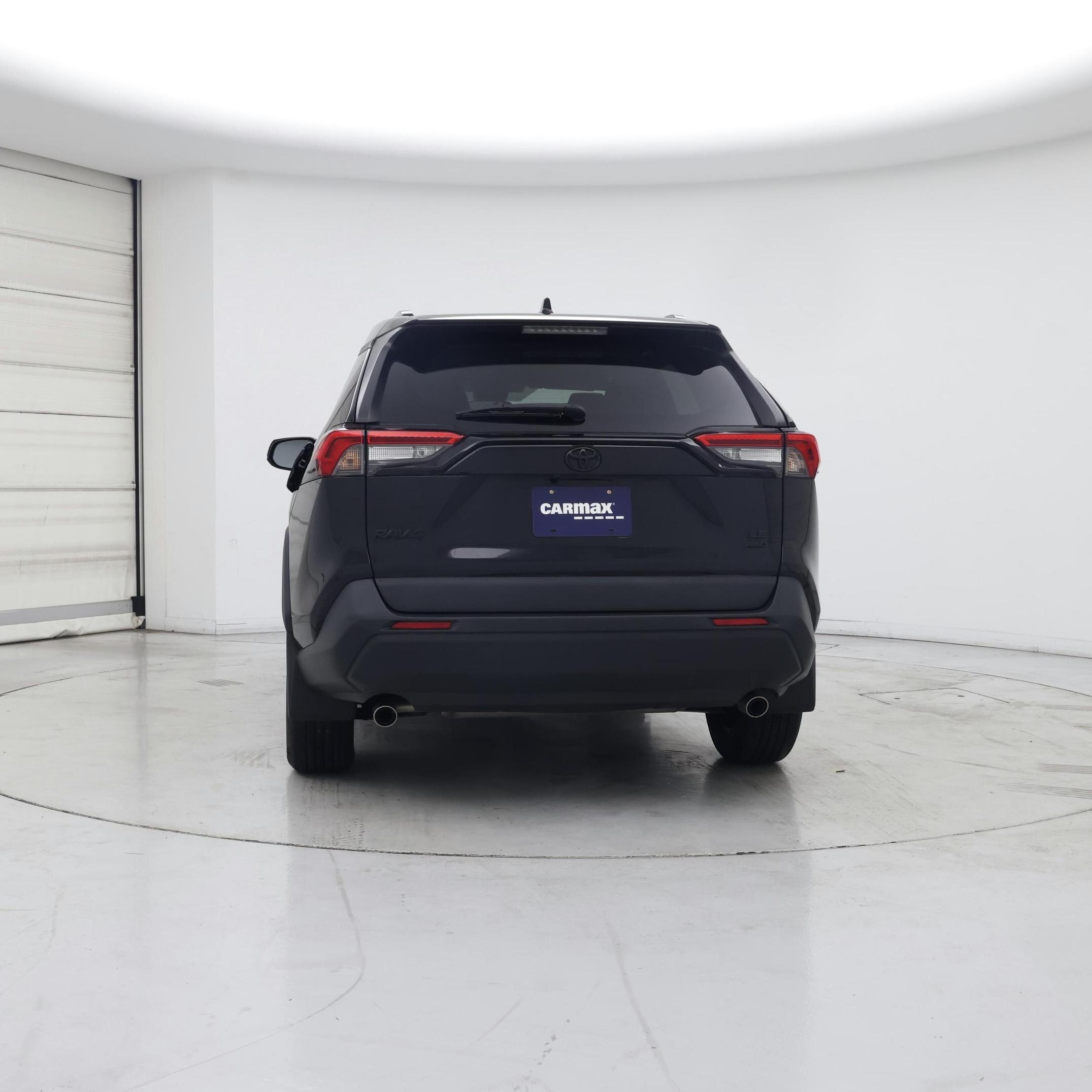 Thumbnail: 2021 Toyota RAV4 - 6
