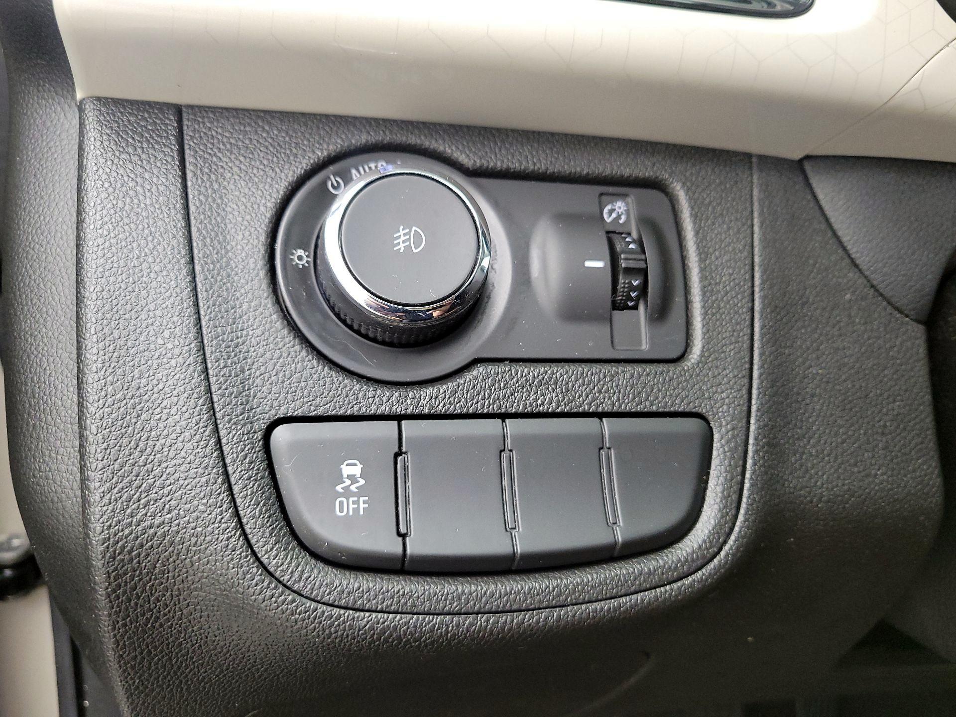 Thumbnail: 2016 Chevrolet Spark - 13