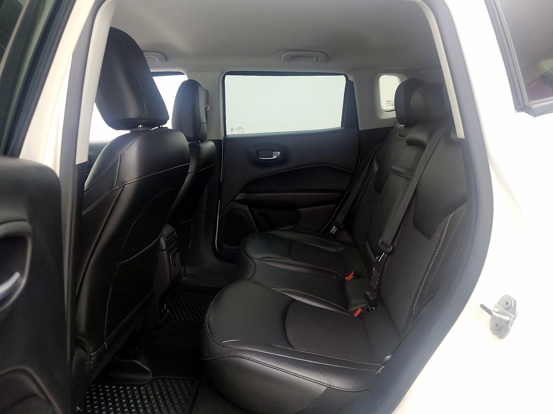 Thumbnail: 2019 Jeep Compass - 17