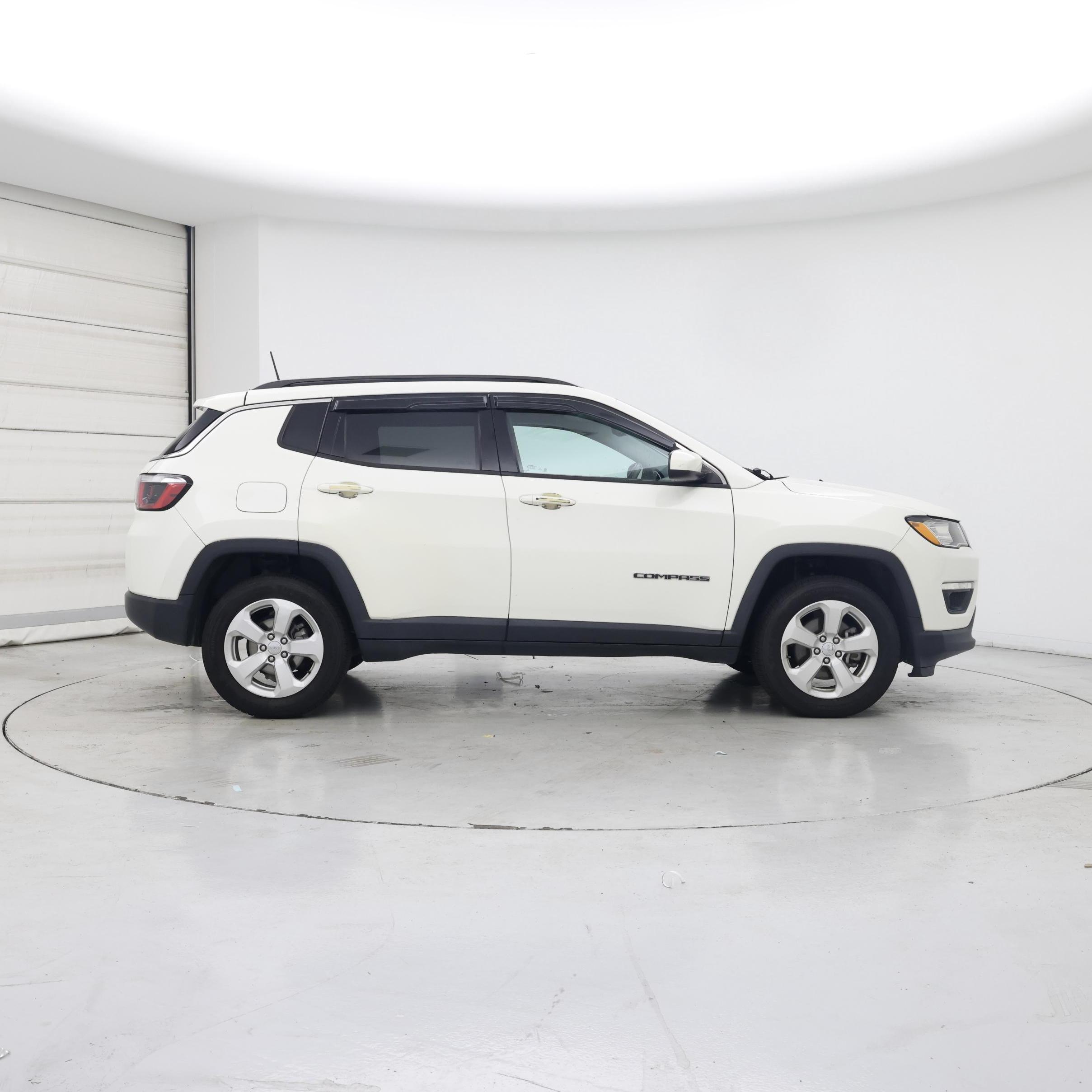 Thumbnail: 2019 Jeep Compass - 7