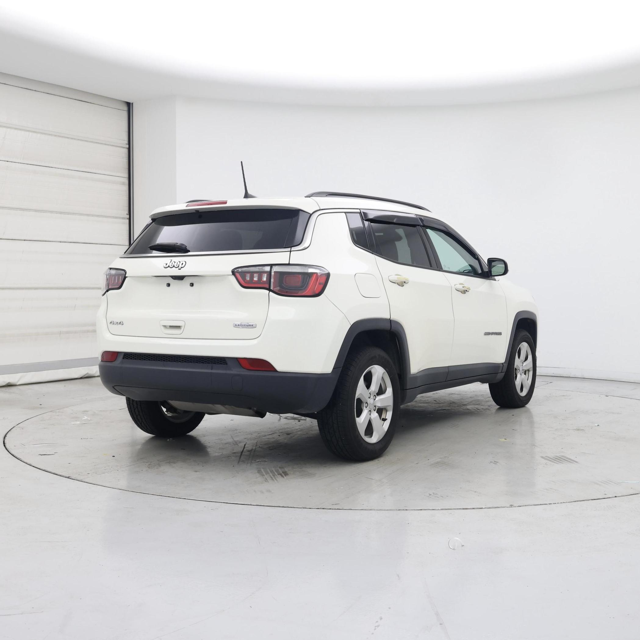 Thumbnail: 2019 Jeep Compass - 8