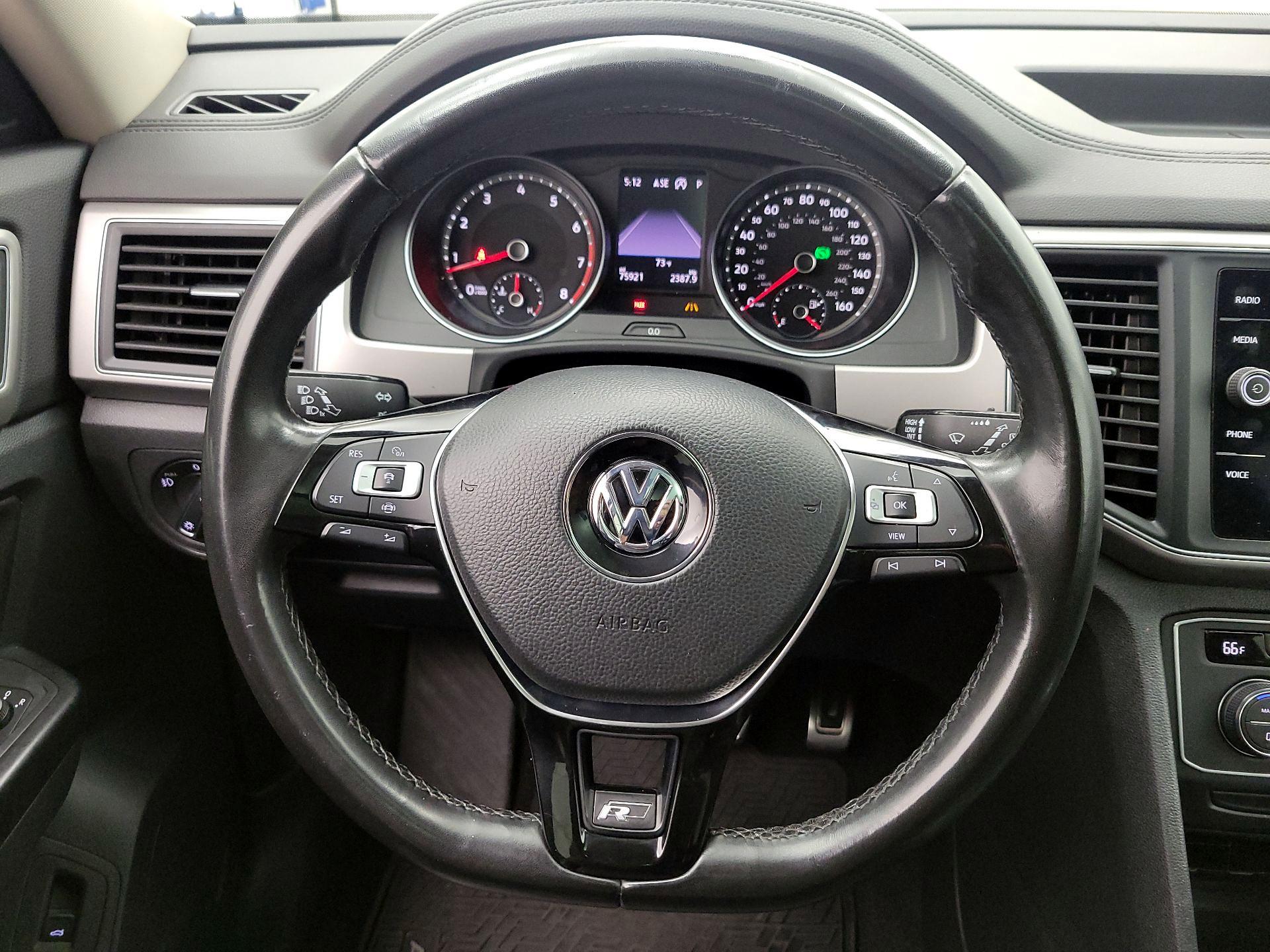 Thumbnail: 2019 Volkswagen Atlas - 10