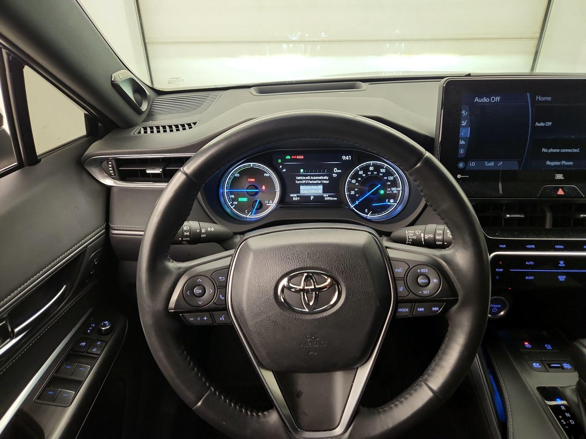Thumbnail: 2022 Toyota Venza - 10