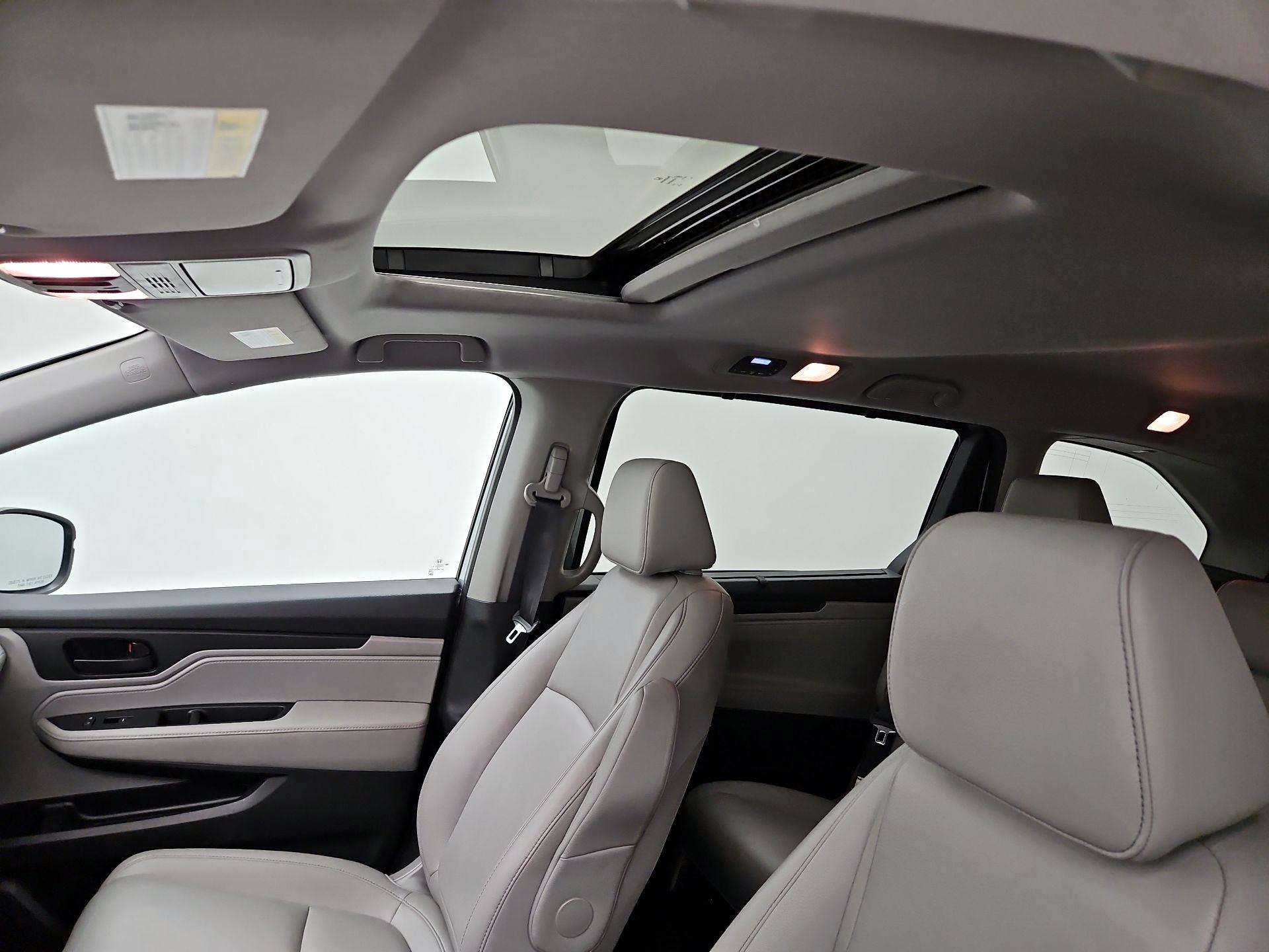 Thumbnail: 2021 Honda Odyssey - 19