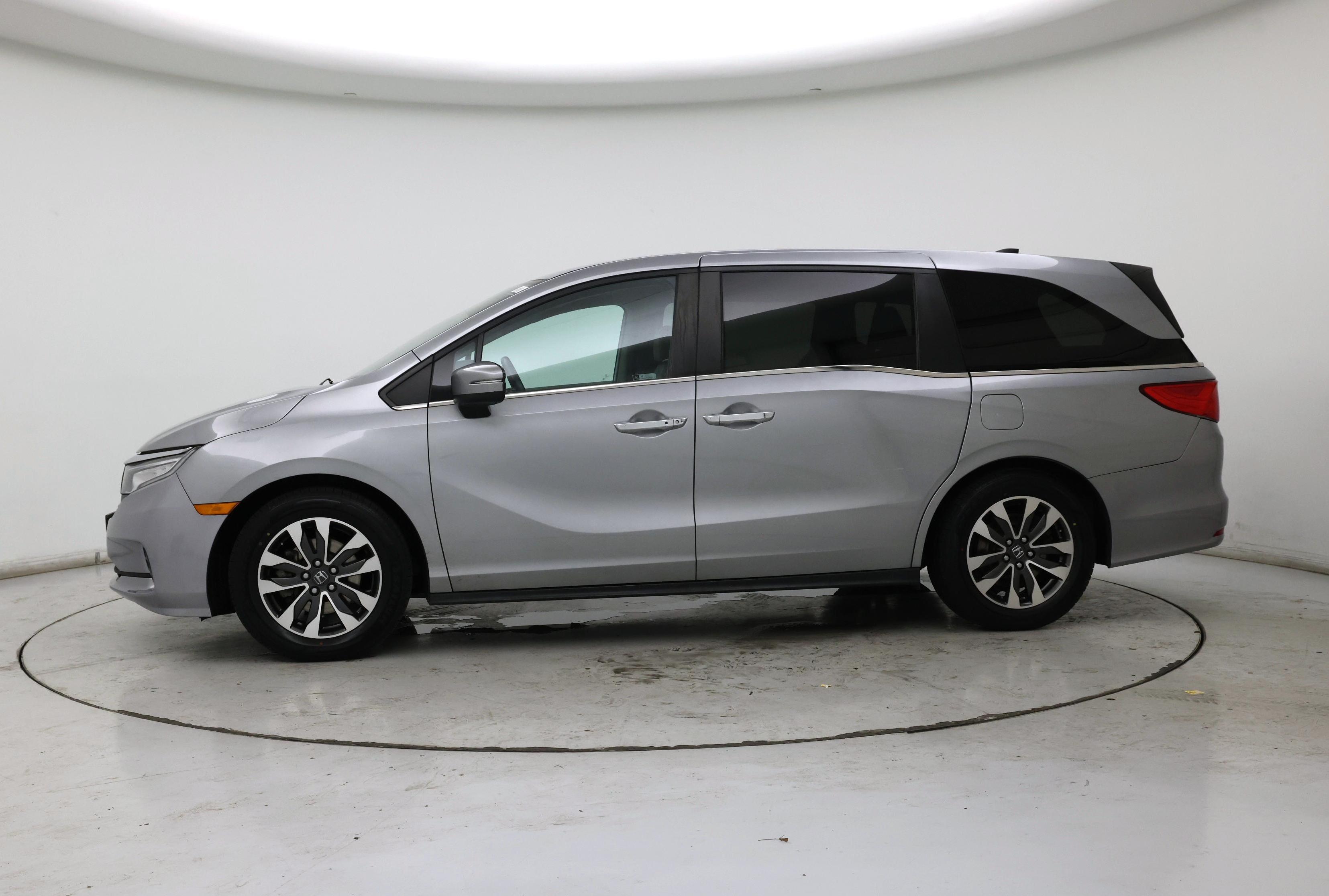 Thumbnail: 2021 Honda Odyssey - 3