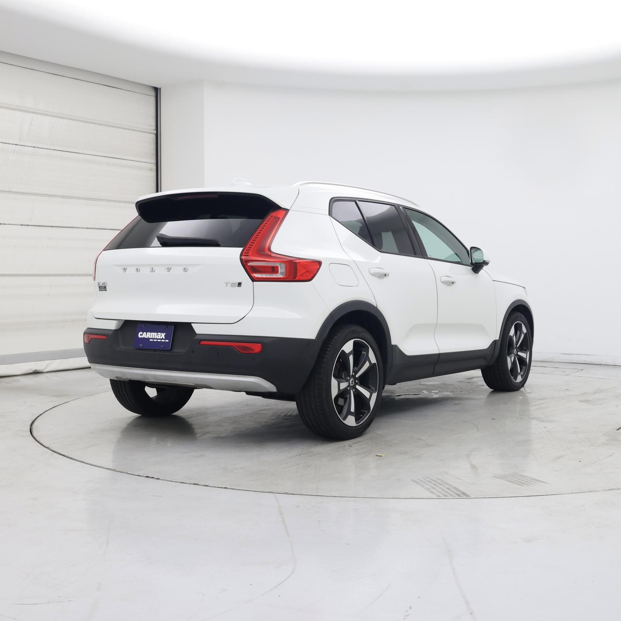 Thumbnail: 2019 Volvo XC40 - 8