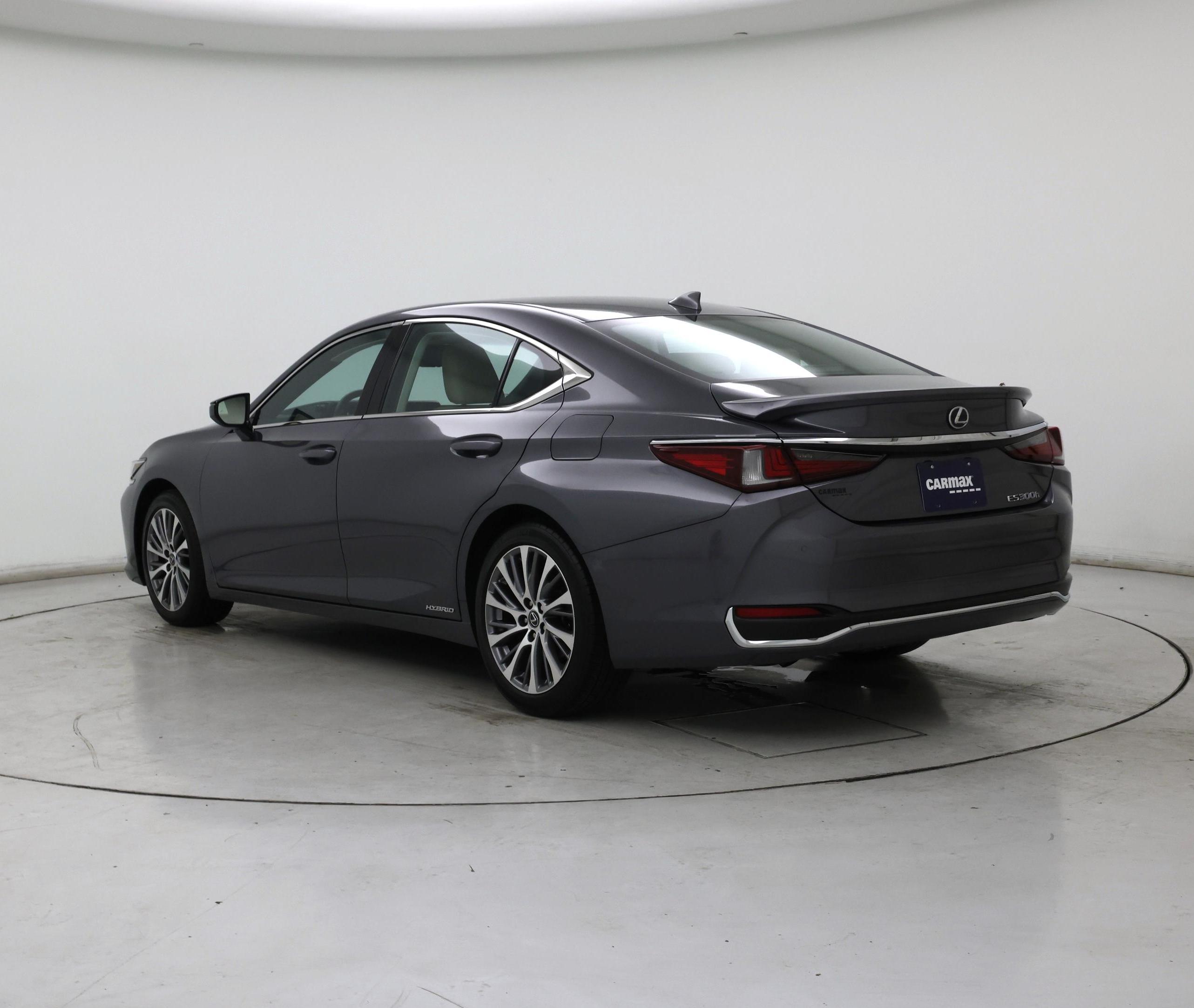 Thumbnail: 2020 Lexus ES - 2