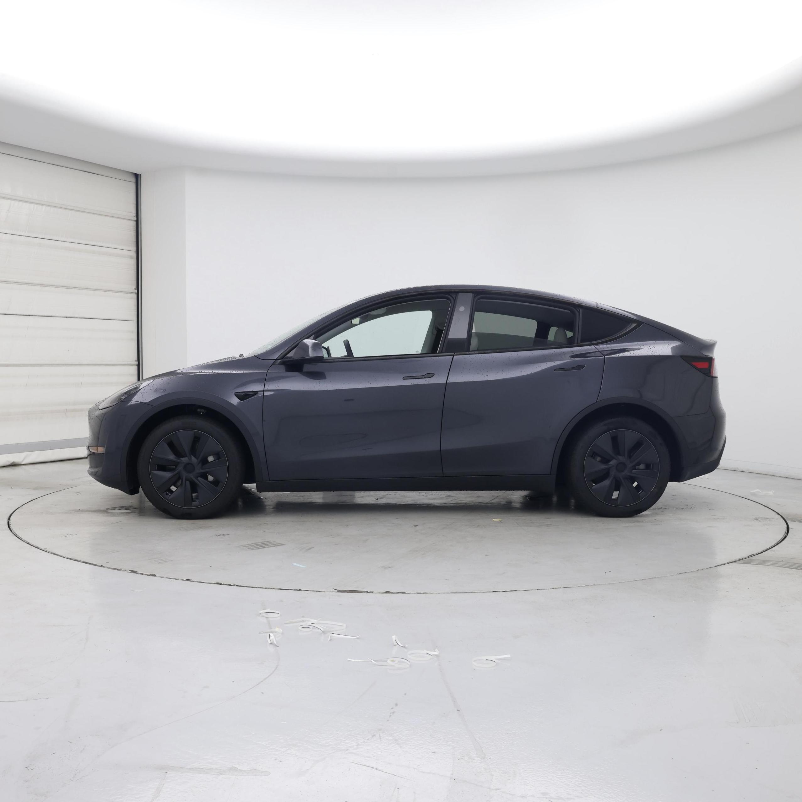 Thumbnail: 2024 Tesla Model Y - 3