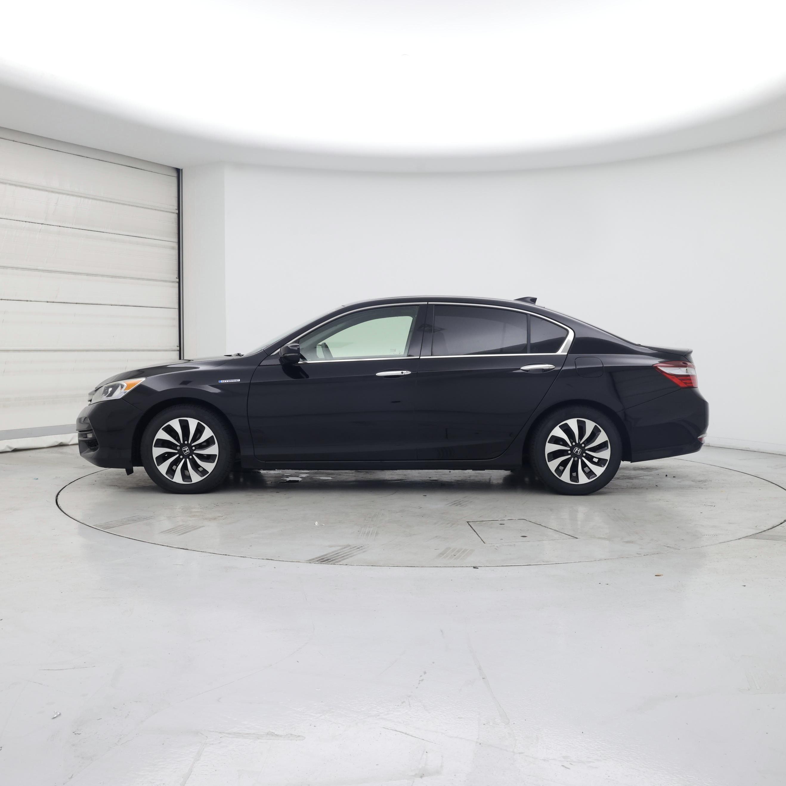 Thumbnail: 2017 Honda Accord - 3