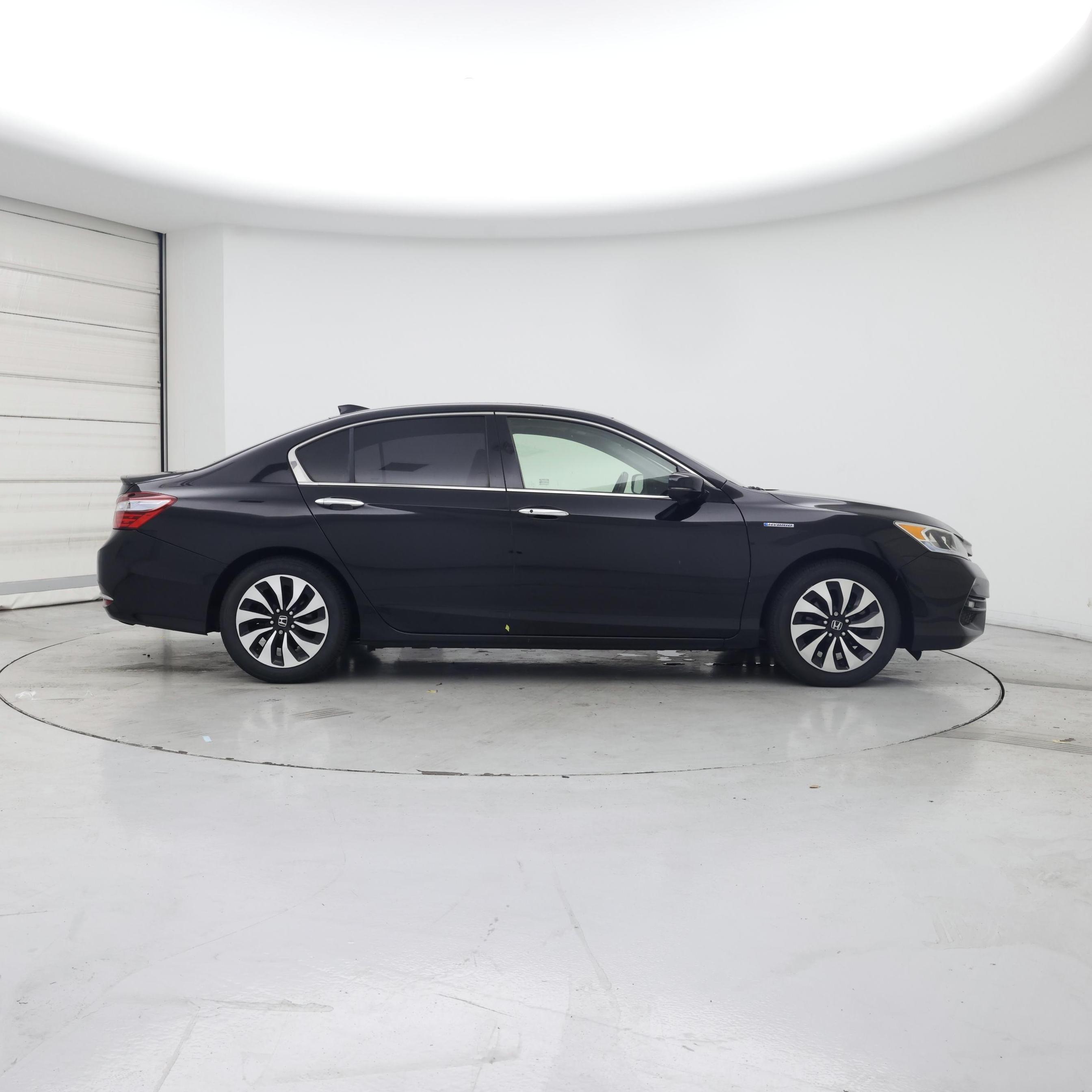 Thumbnail: 2017 Honda Accord - 7