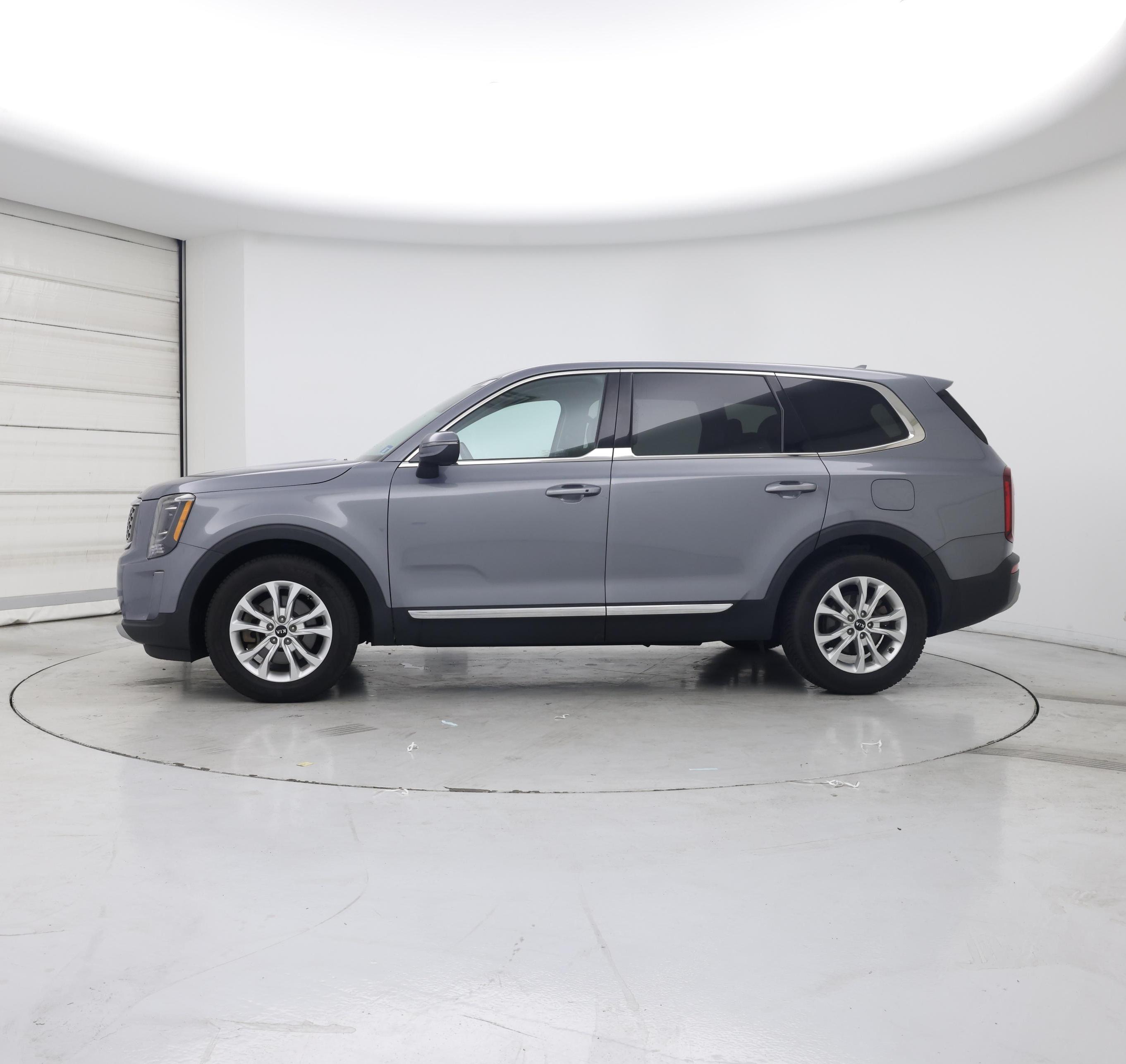 Thumbnail: 2021 Kia Telluride - 3