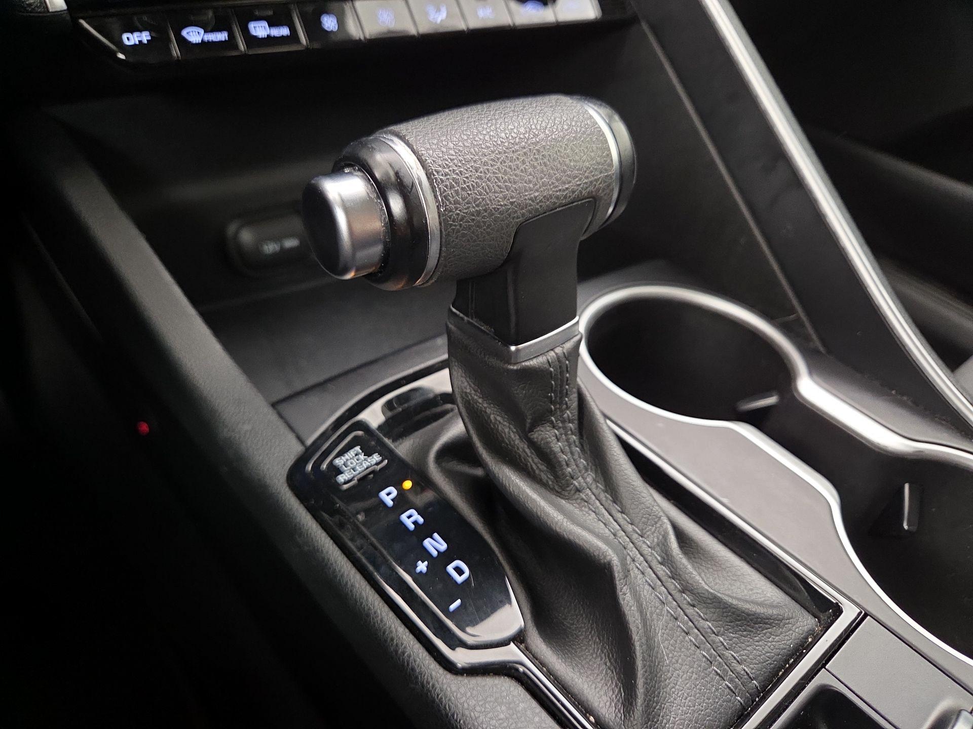 Thumbnail: 2021 Kia K5 - 17