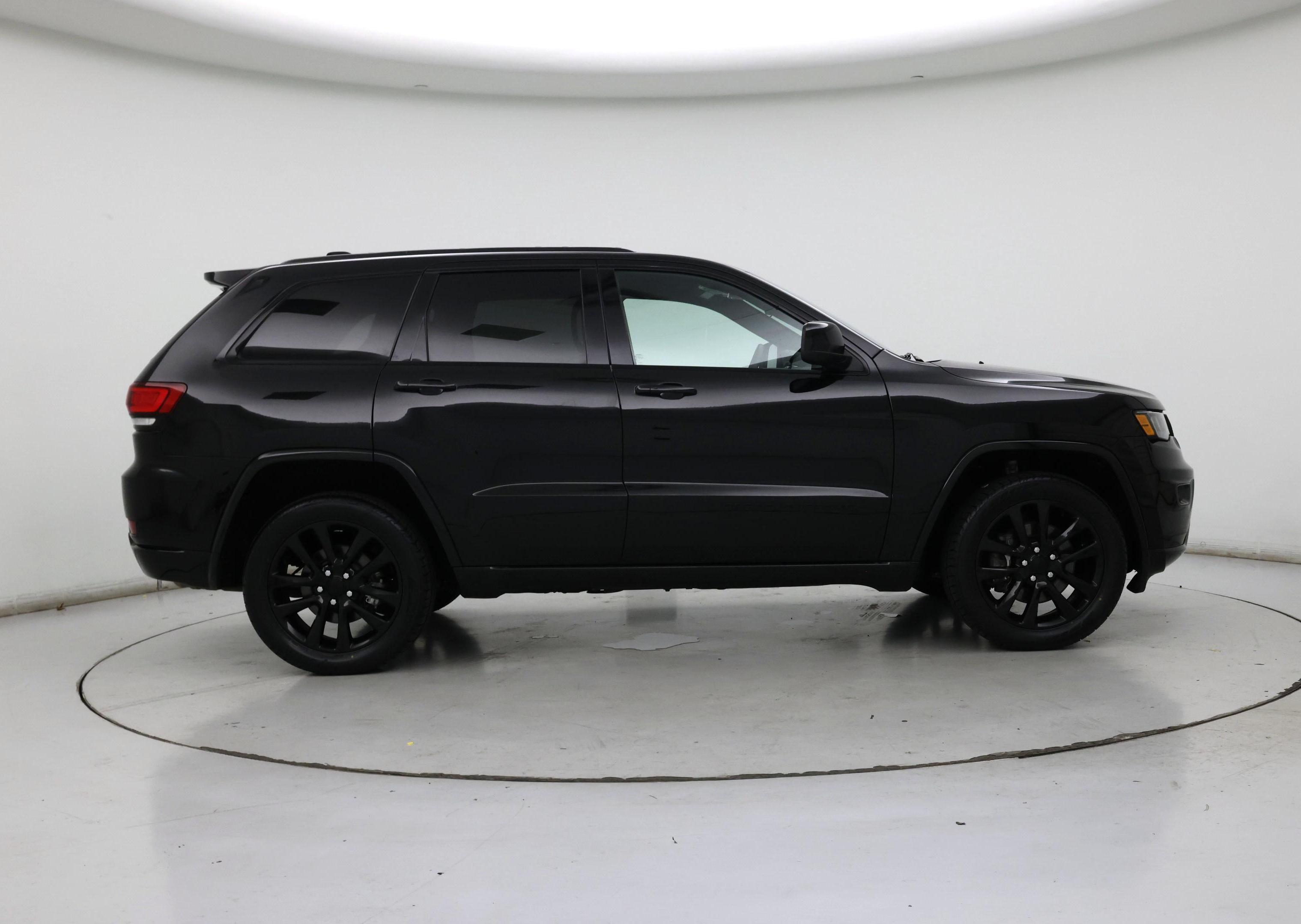 Thumbnail: 2021 Jeep Grand Cherokee - 7