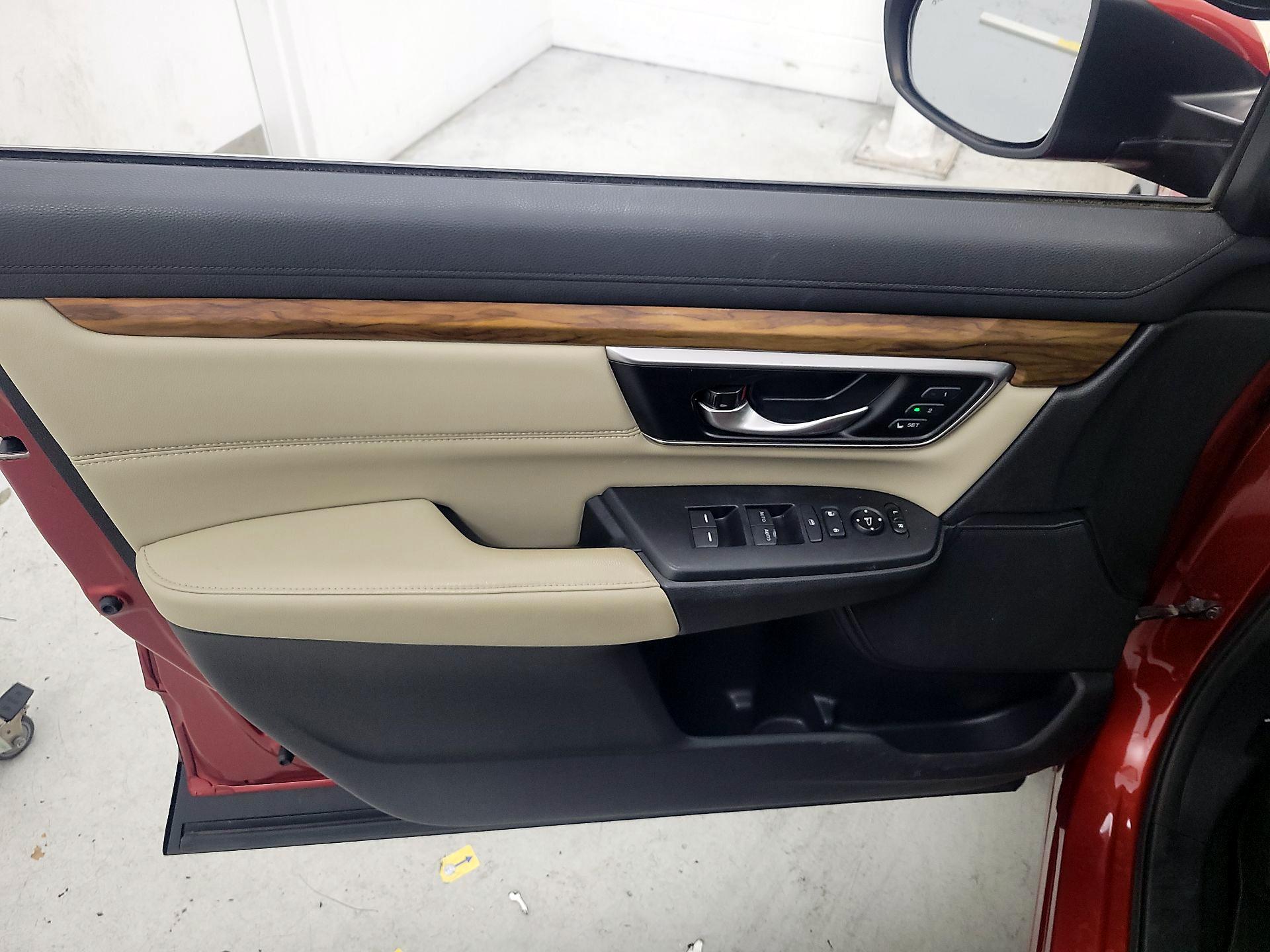 Thumbnail: 2019 Honda CR-V - 12