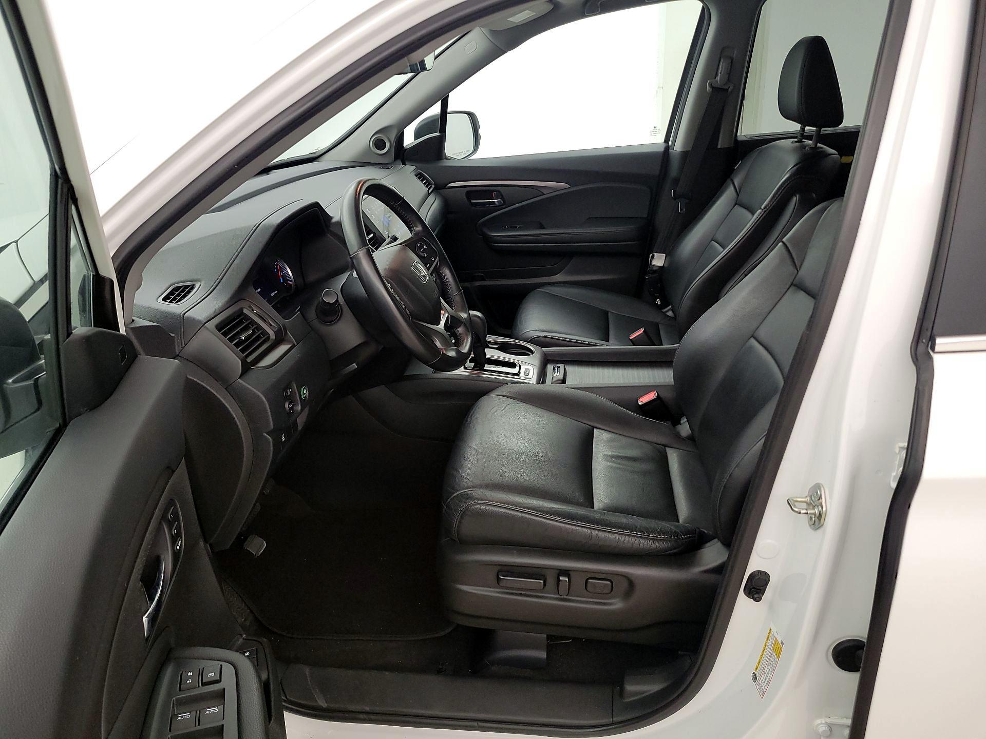 Thumbnail: 2020 Honda Pilot - 9