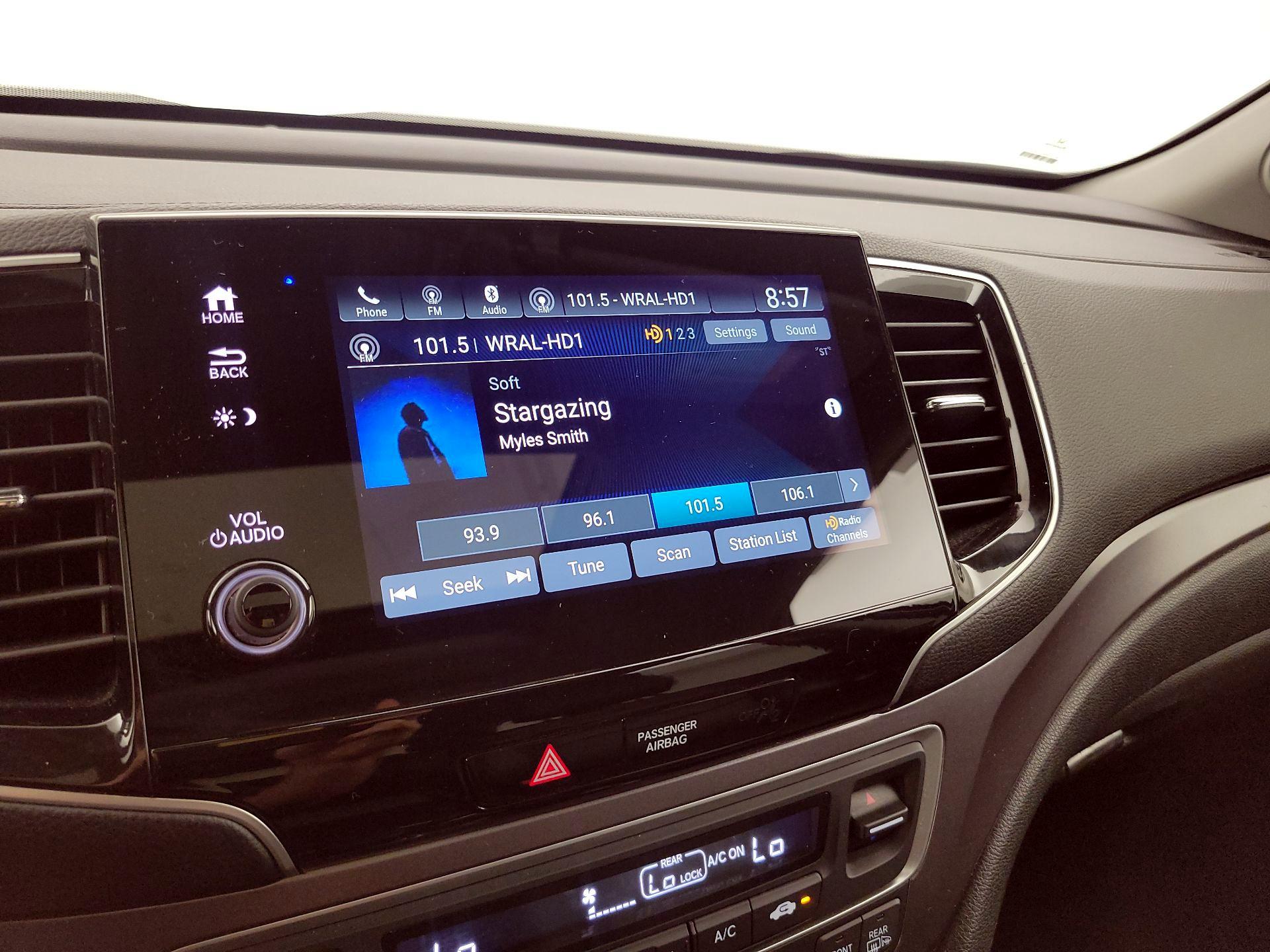 Thumbnail: 2020 Honda Pilot - 13