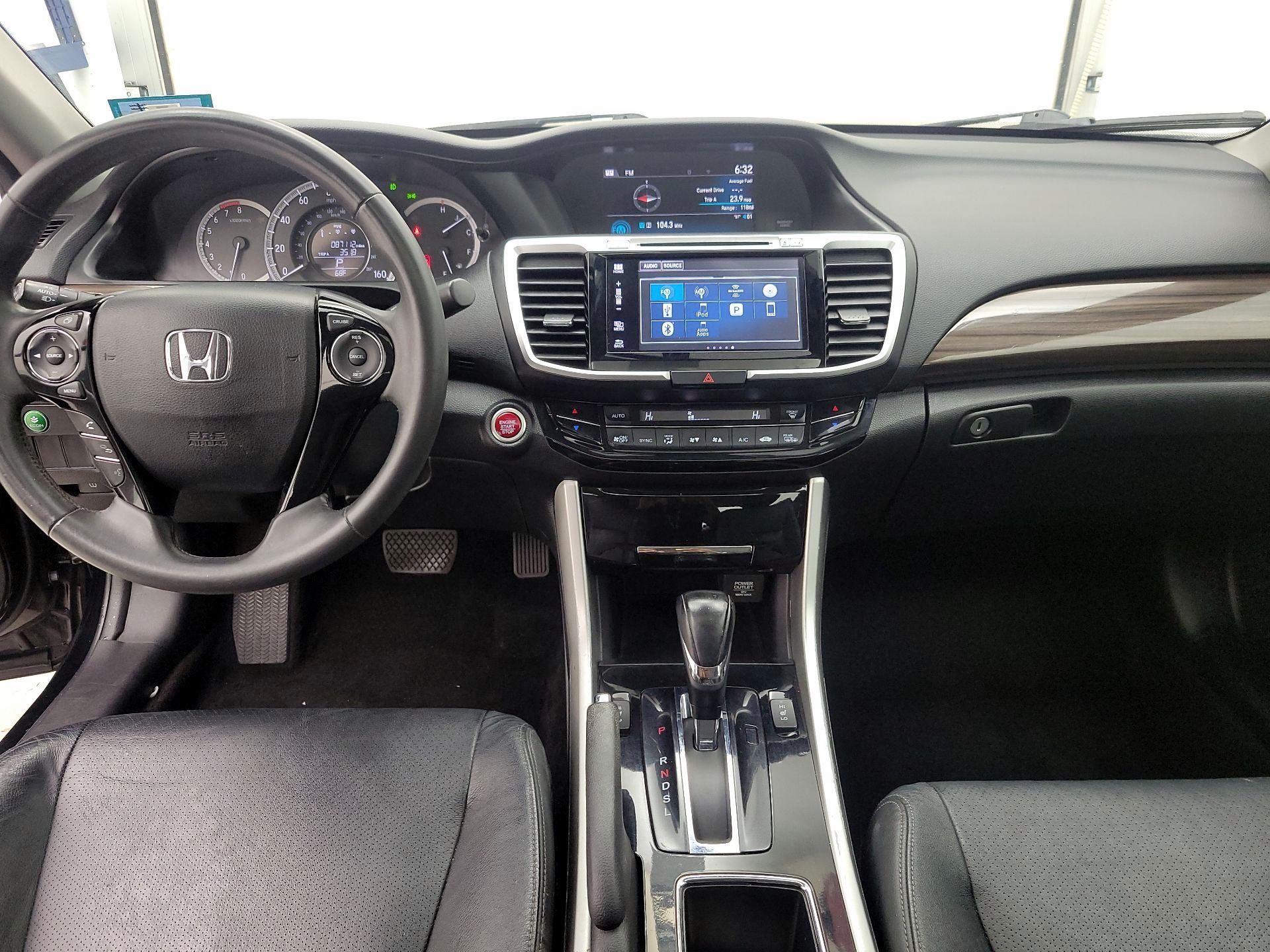 Thumbnail: 2017 Honda Accord - 9