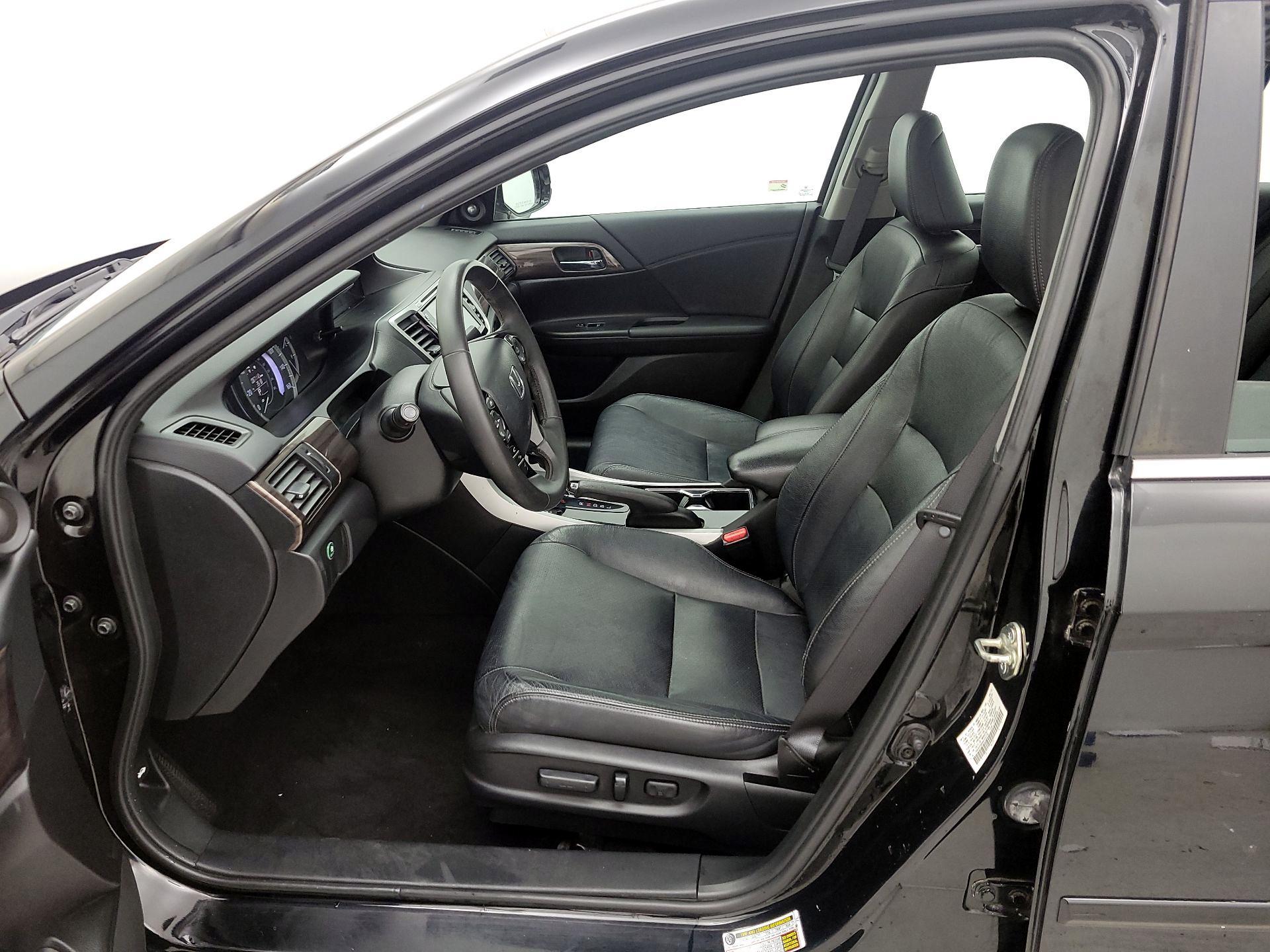 Thumbnail: 2017 Honda Accord - 11