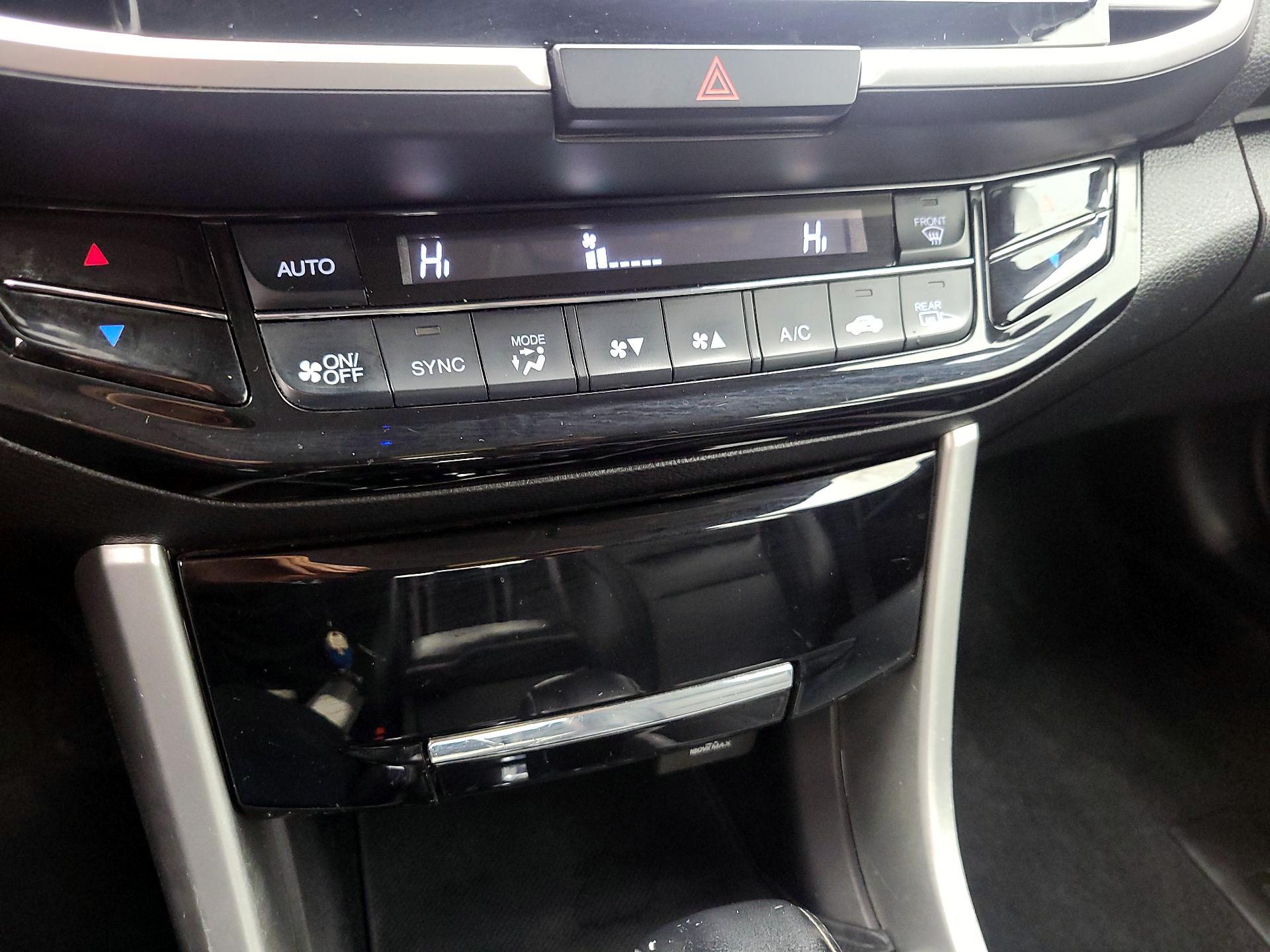 Thumbnail: 2017 Honda Accord - 16