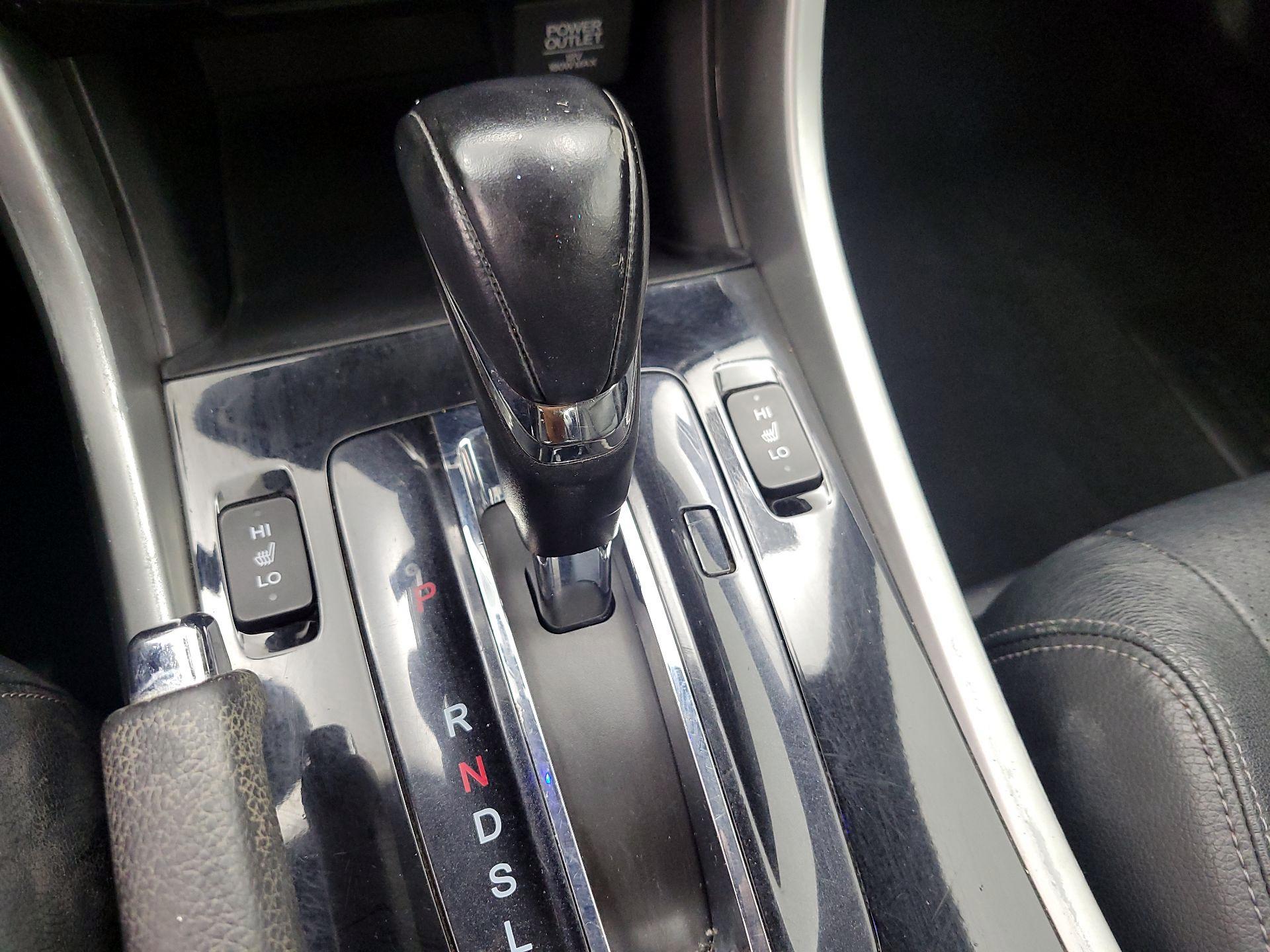 Thumbnail: 2017 Honda Accord - 17