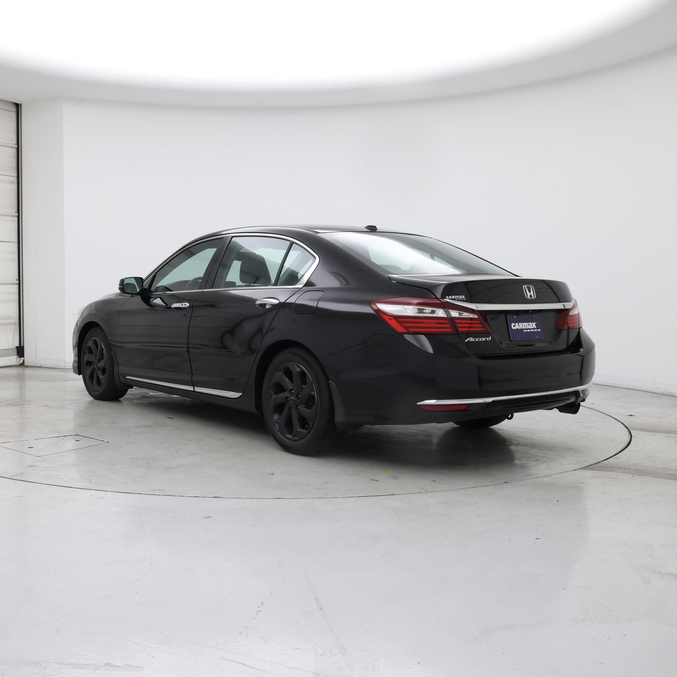 Thumbnail: 2017 Honda Accord - 2