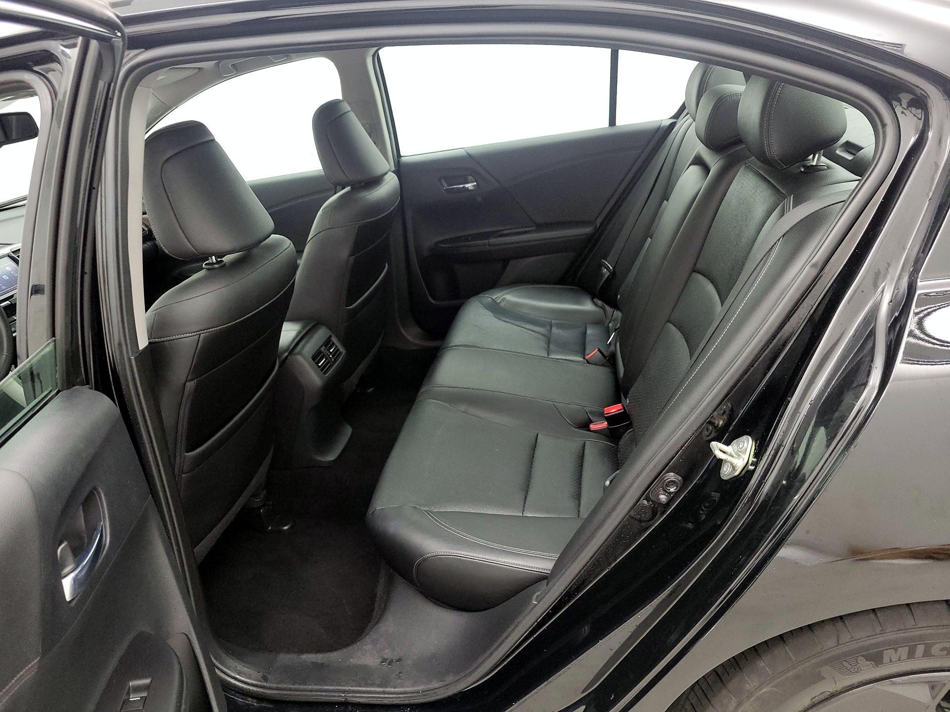 Thumbnail: 2017 Honda Accord - 20