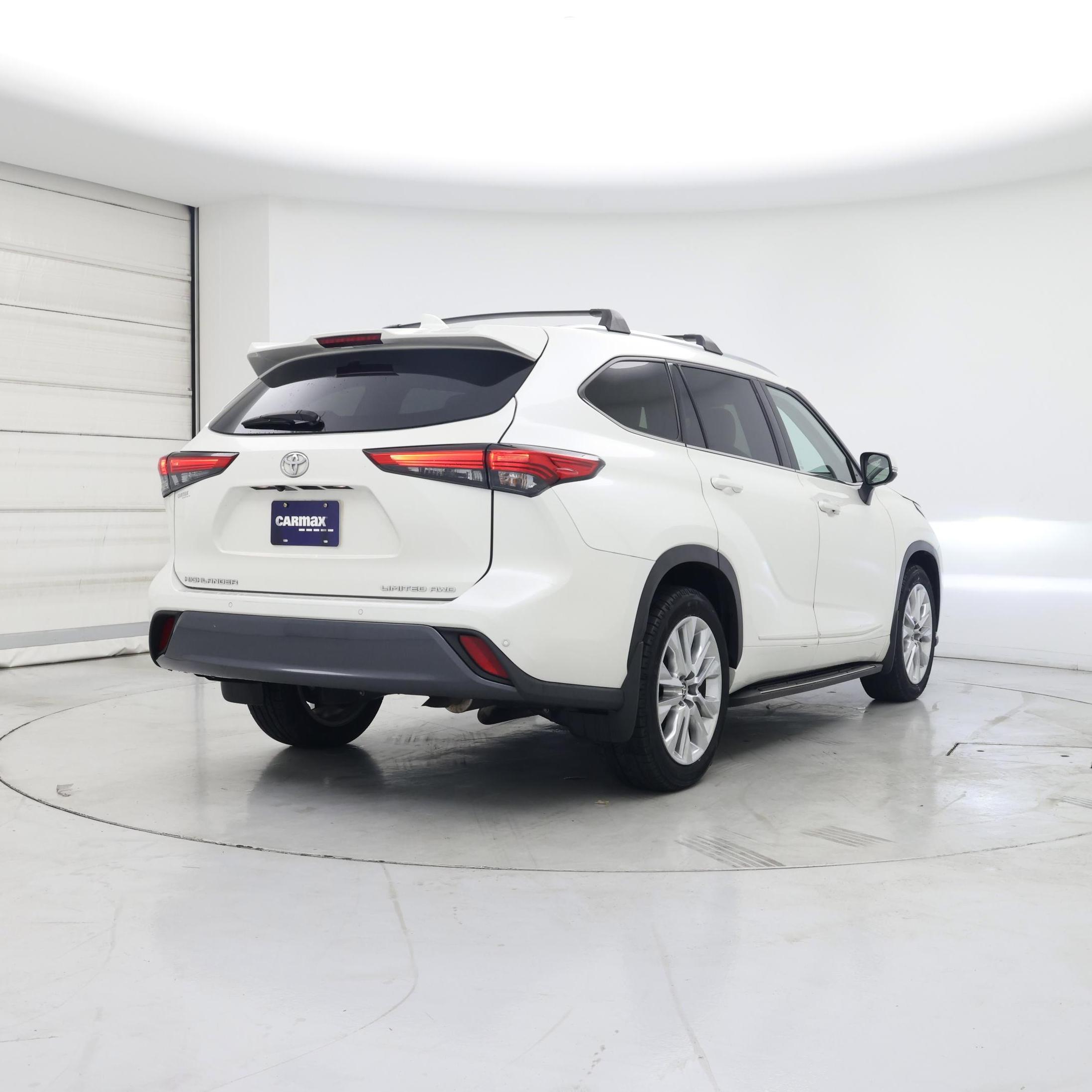 Thumbnail: 2021 Toyota Highlander - 8