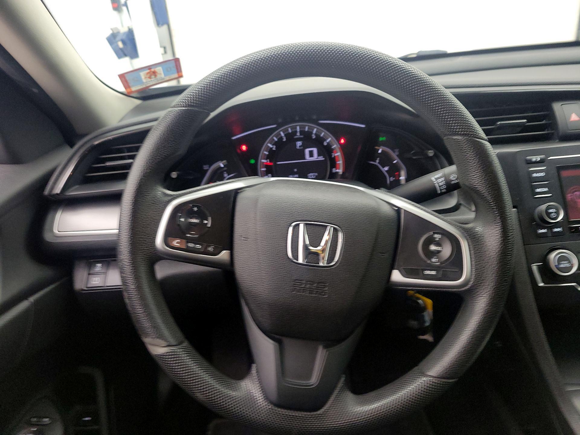 Thumbnail: 2018 Honda Civic - 10