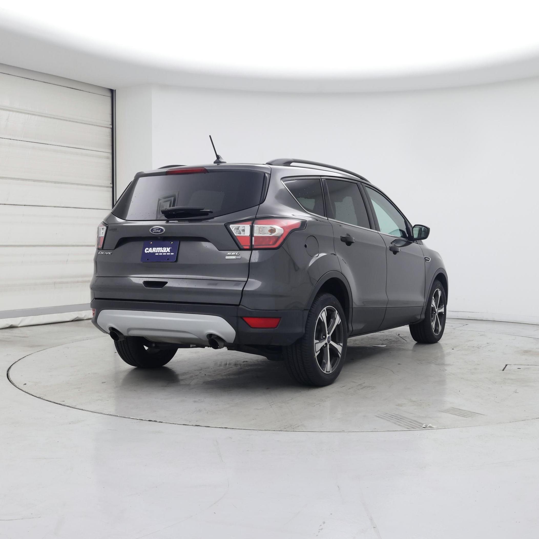 Thumbnail: 2018 Ford Escape - 8