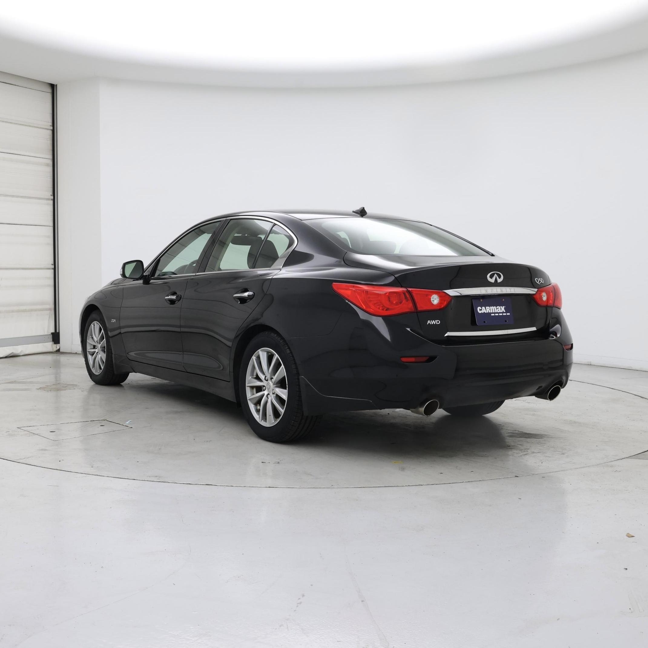 Thumbnail: 2017 INFINITI Q50 - 2