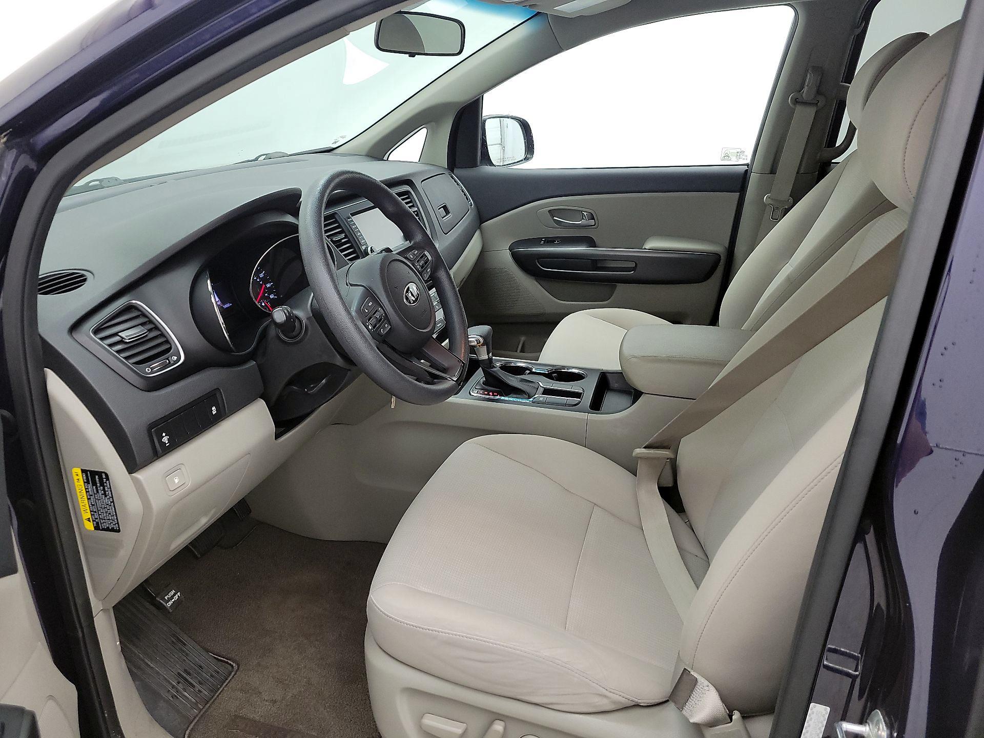 Thumbnail: 2019 Kia Sedona - 11