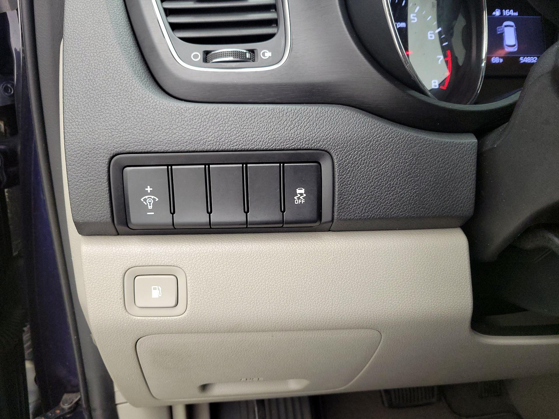 Thumbnail: 2019 Kia Sedona - 13