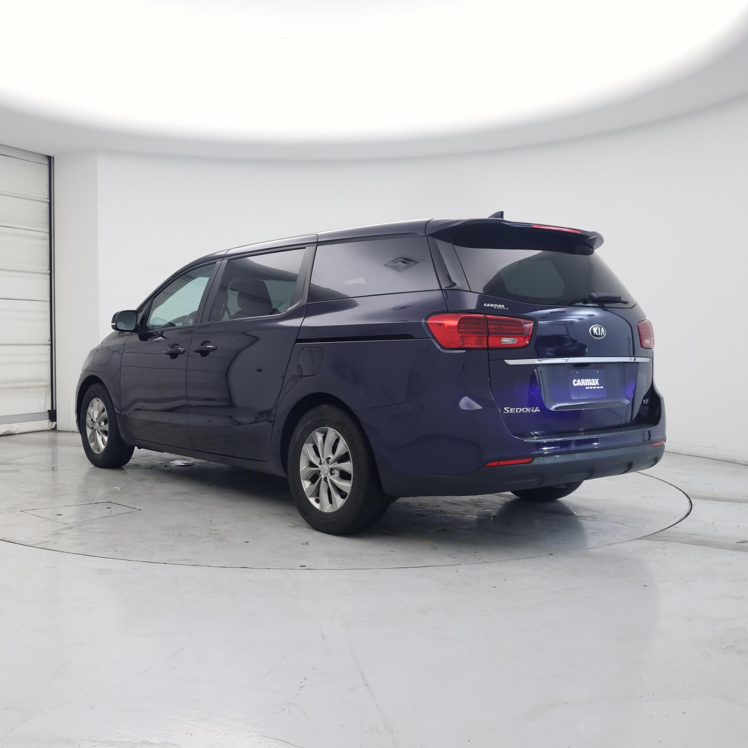 Thumbnail: 2019 Kia Sedona - 2