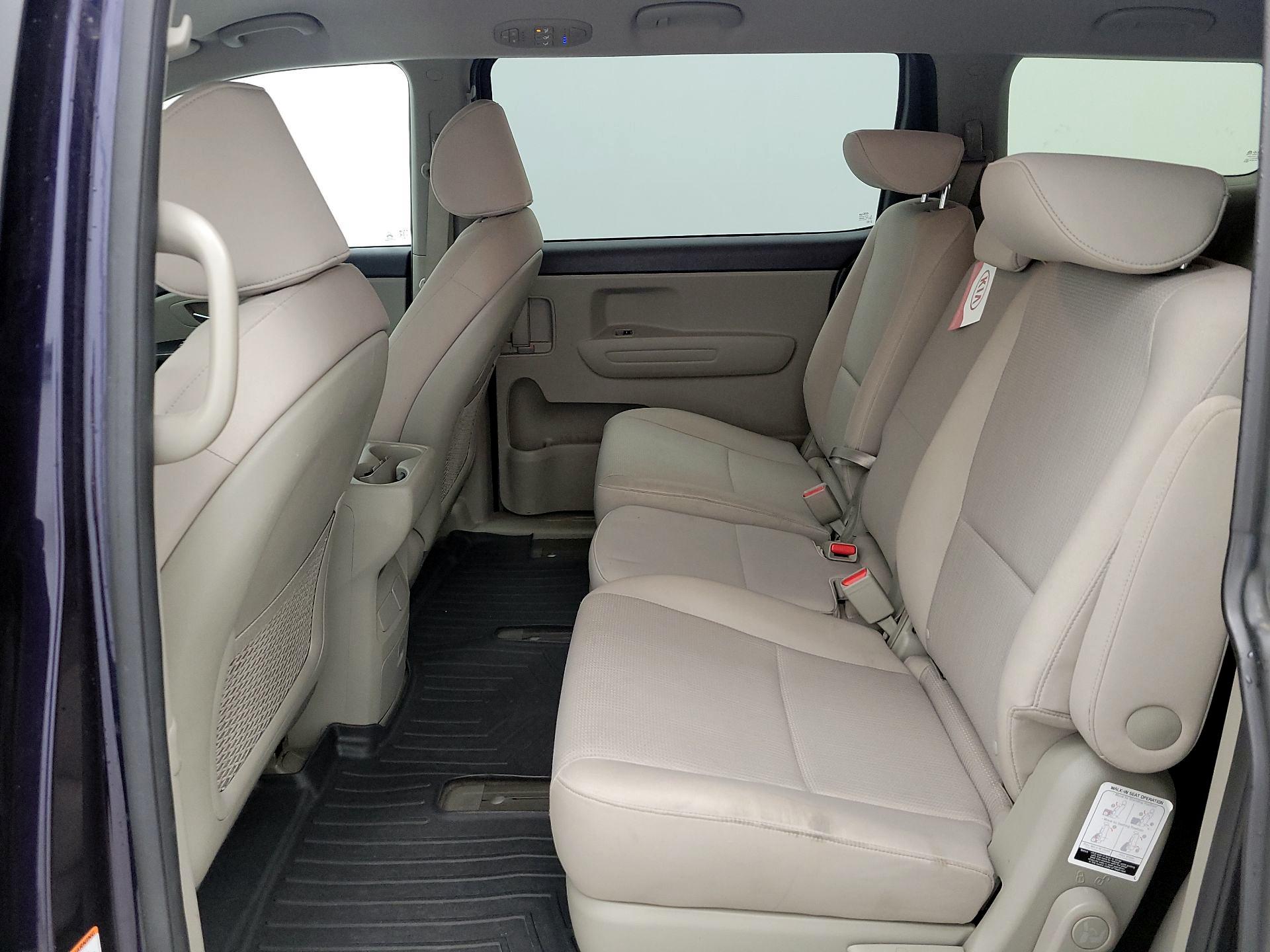 Thumbnail: 2019 Kia Sedona - 19