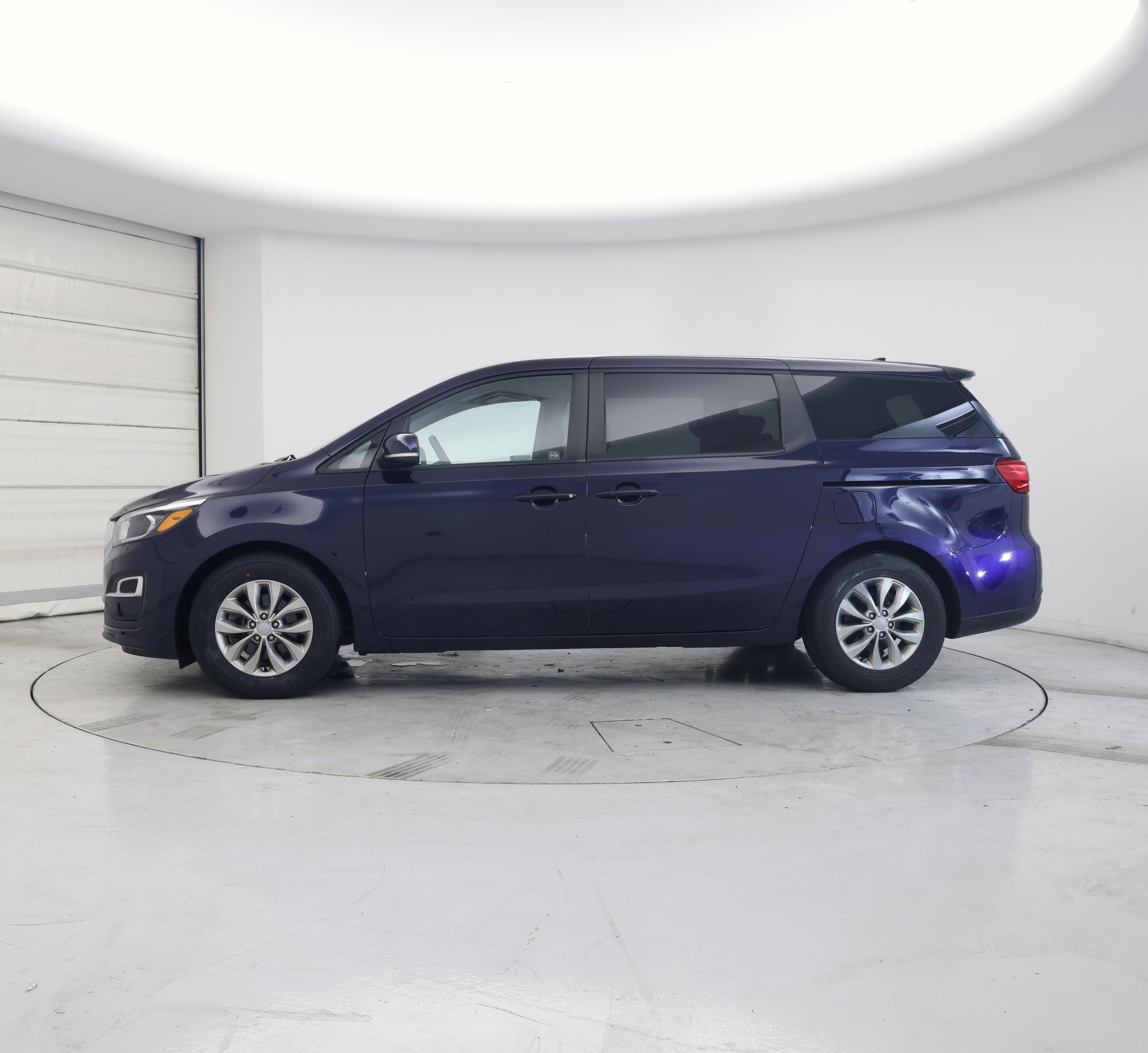 Thumbnail: 2019 Kia Sedona - 3