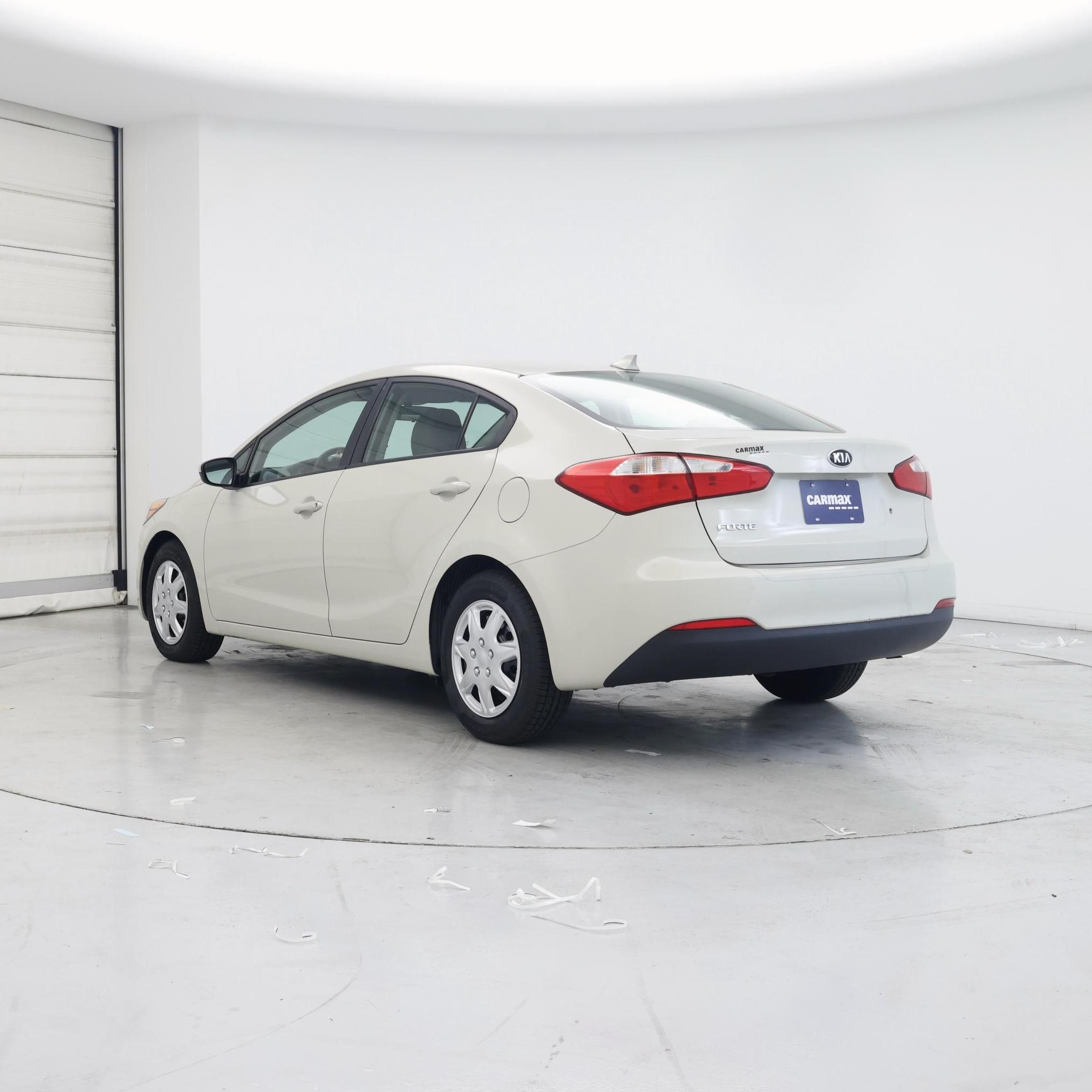 Thumbnail: 2015 Kia Forte - 2