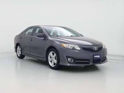 Gray 2014 Toyota Camry SE