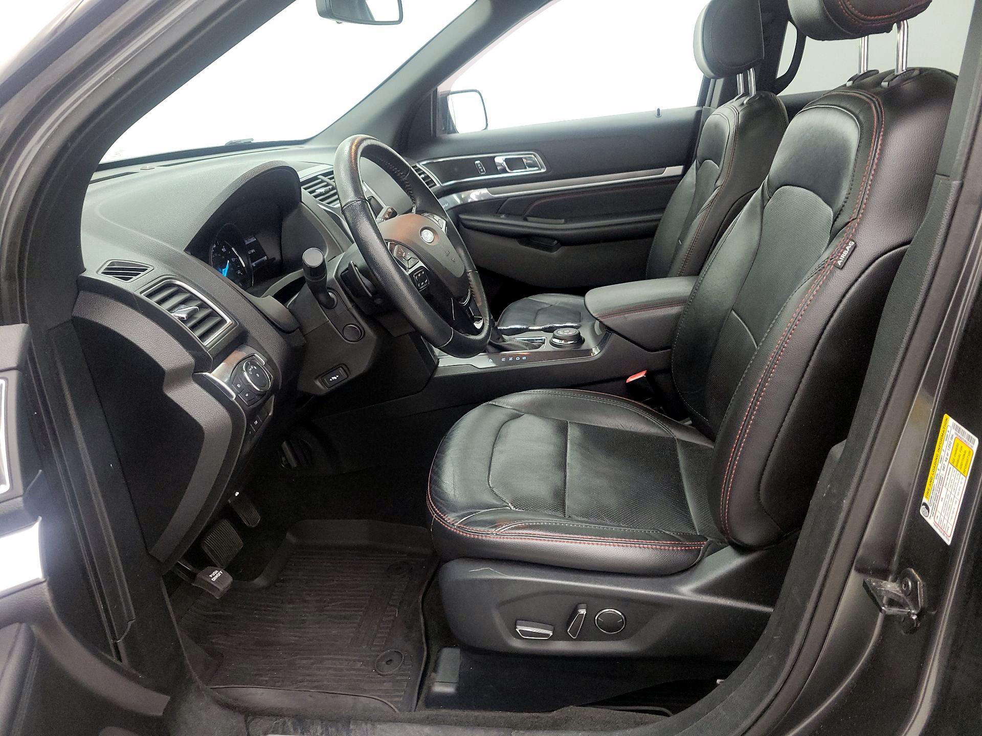 Thumbnail: 2017 Ford Explorer - 11
