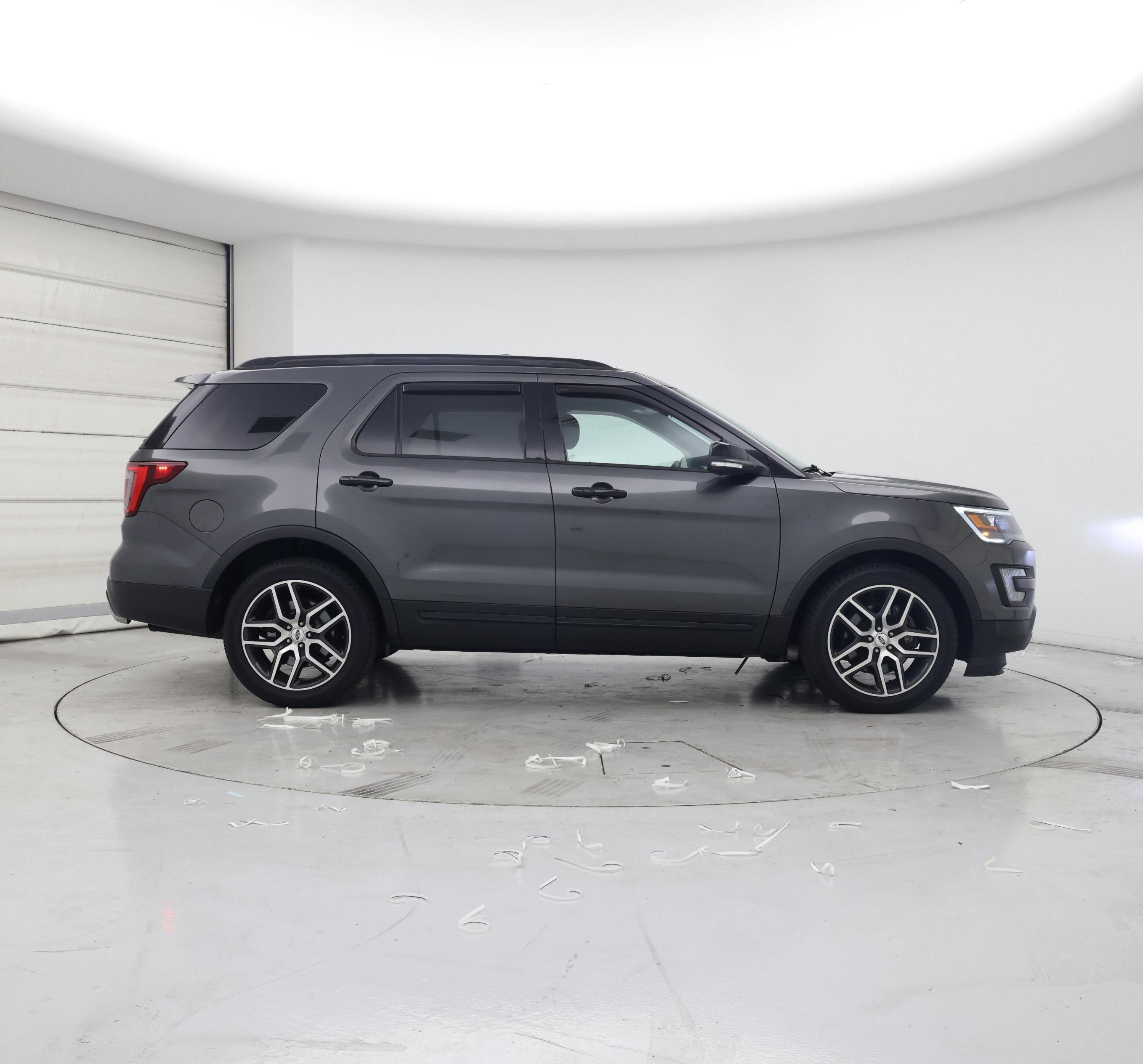 Thumbnail: 2017 Ford Explorer - 7