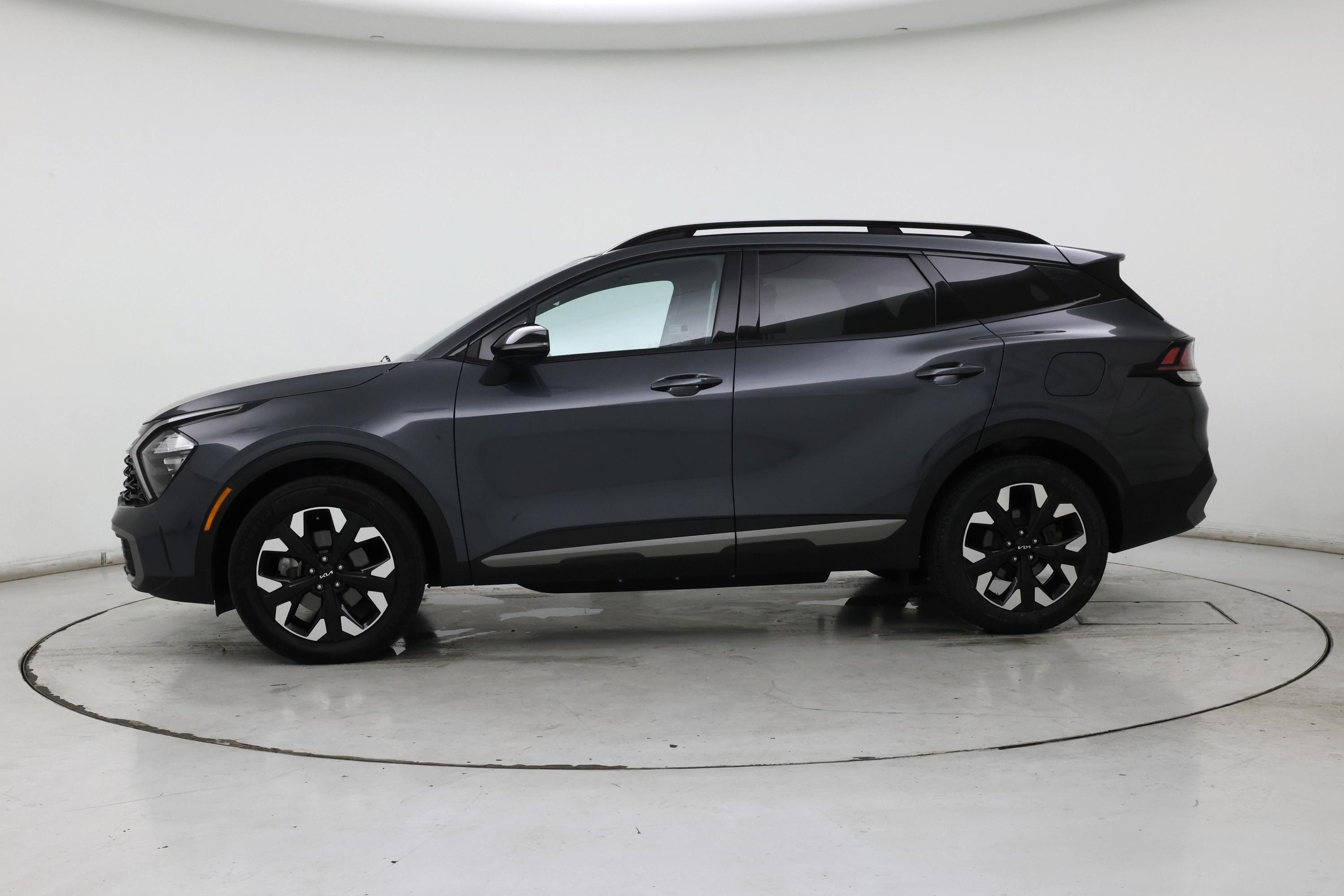 Thumbnail: 2023 Kia Sportage - 3