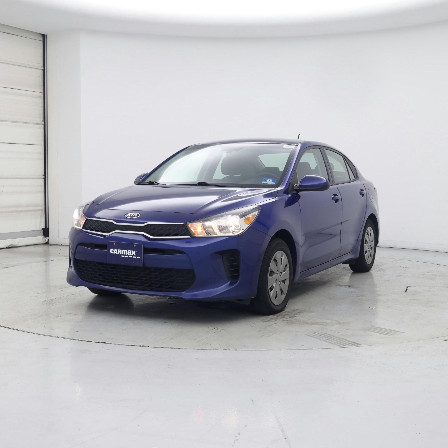 Thumbnail: 2020 Kia Rio - 4