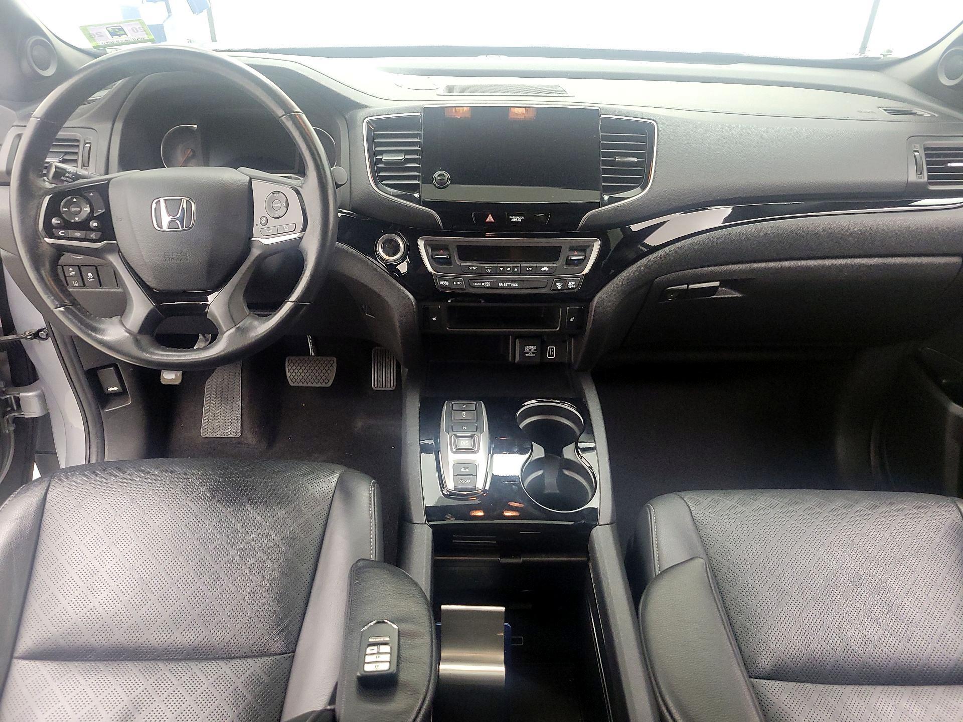 Thumbnail: 2019 Honda Passport - 9