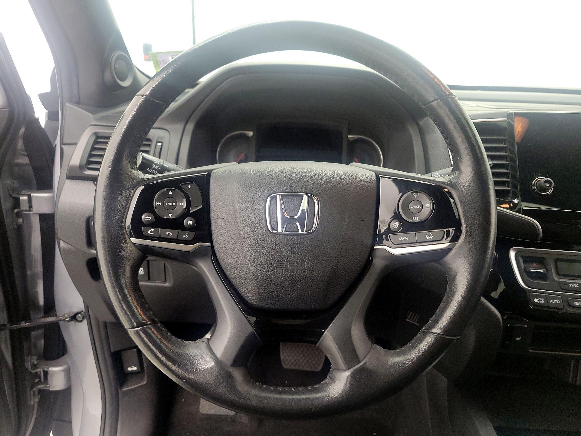 Thumbnail: 2019 Honda Passport - 10
