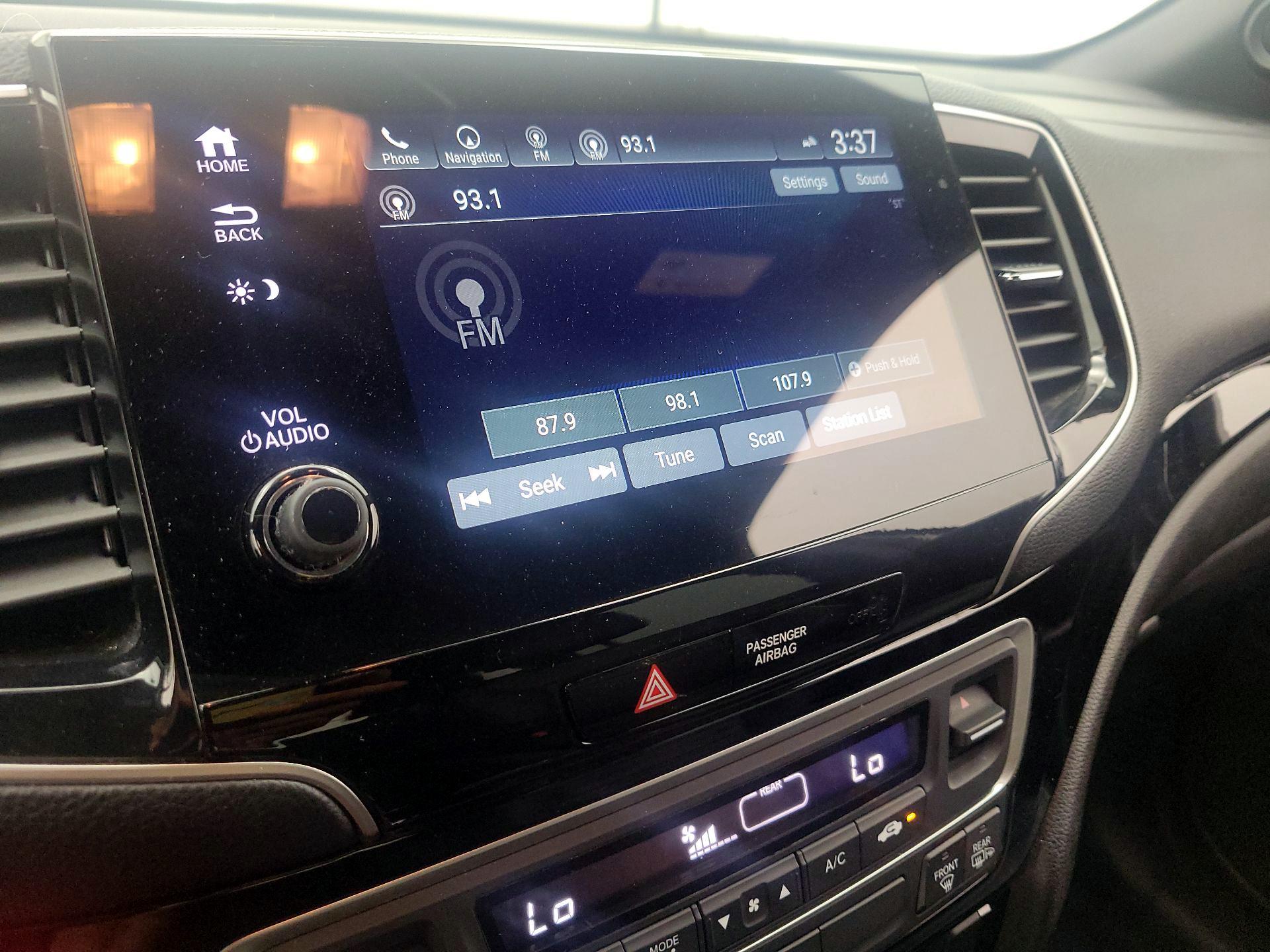 Thumbnail: 2019 Honda Passport - 15