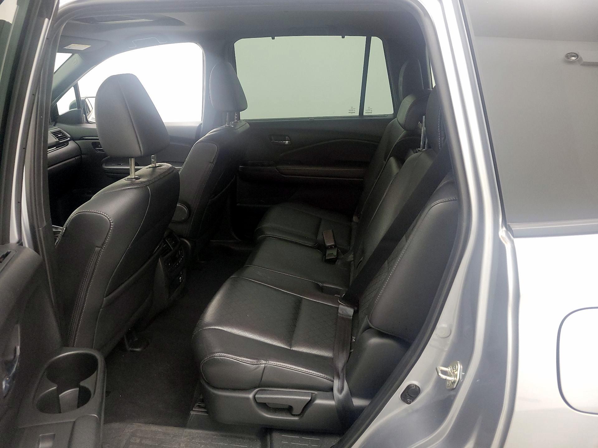 Thumbnail: 2019 Honda Passport - 20