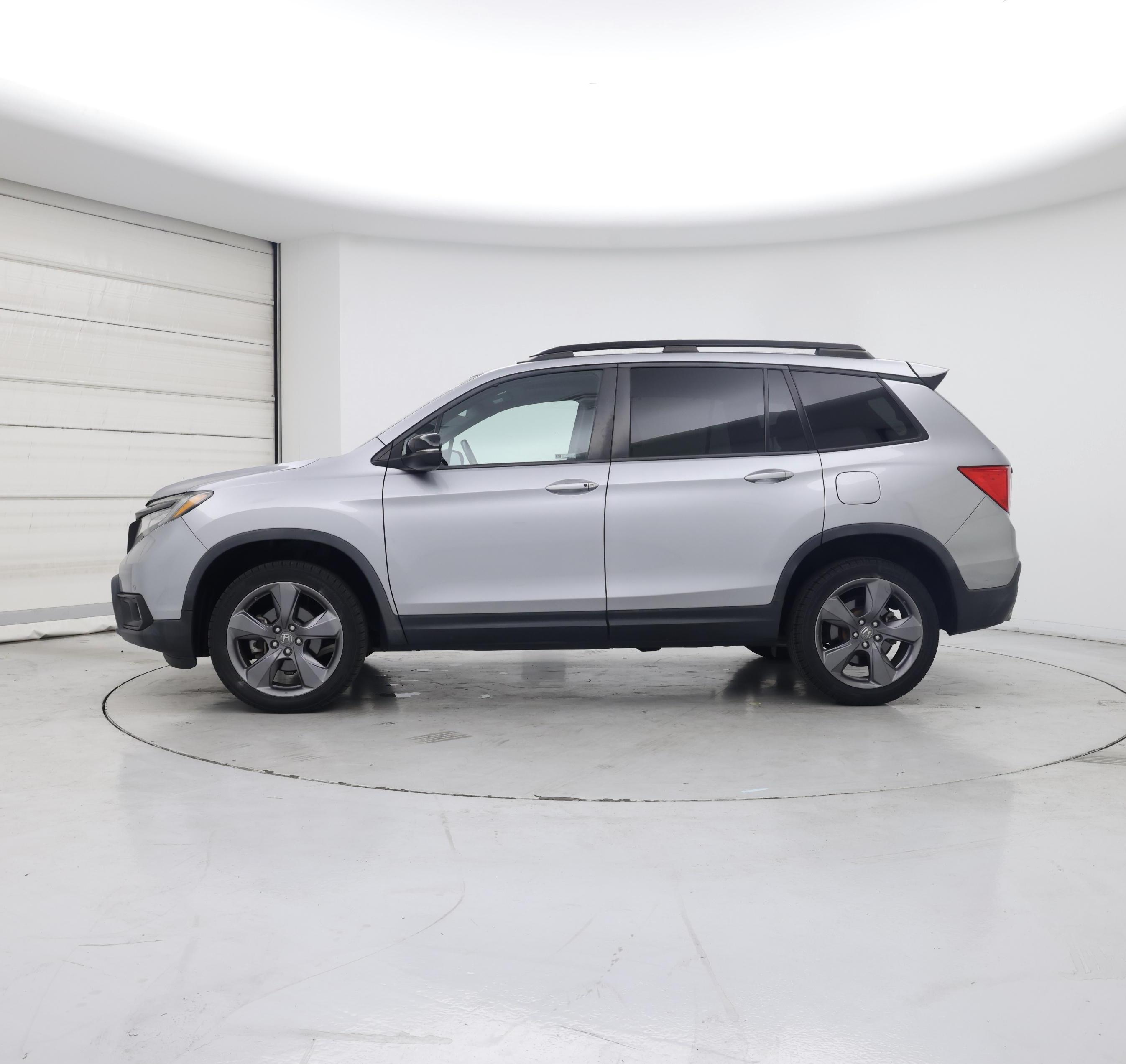 Thumbnail: 2019 Honda Passport - 3