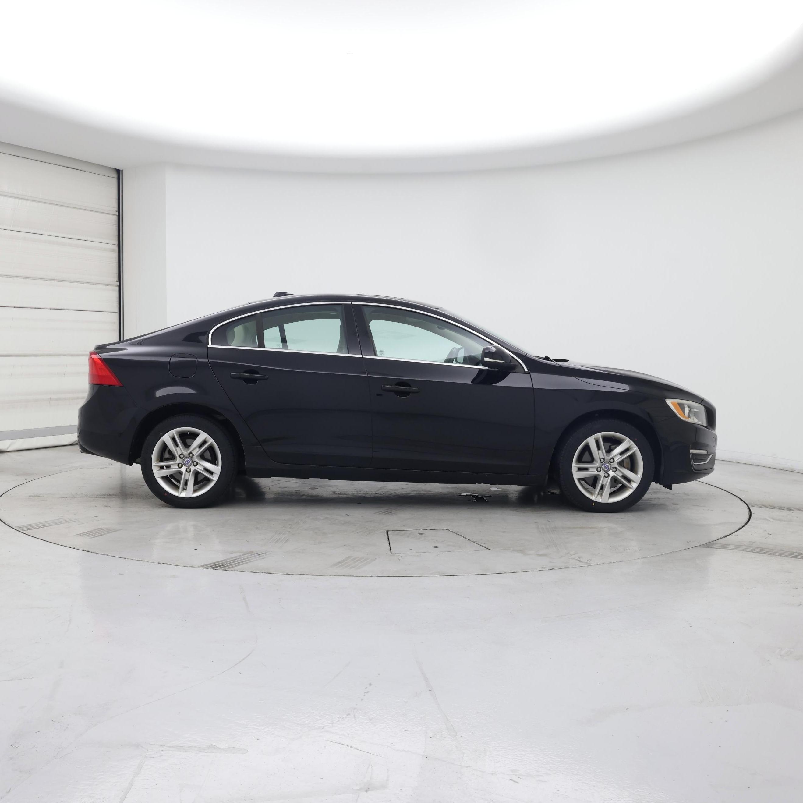 Thumbnail: 2015 Volvo S60 - 7