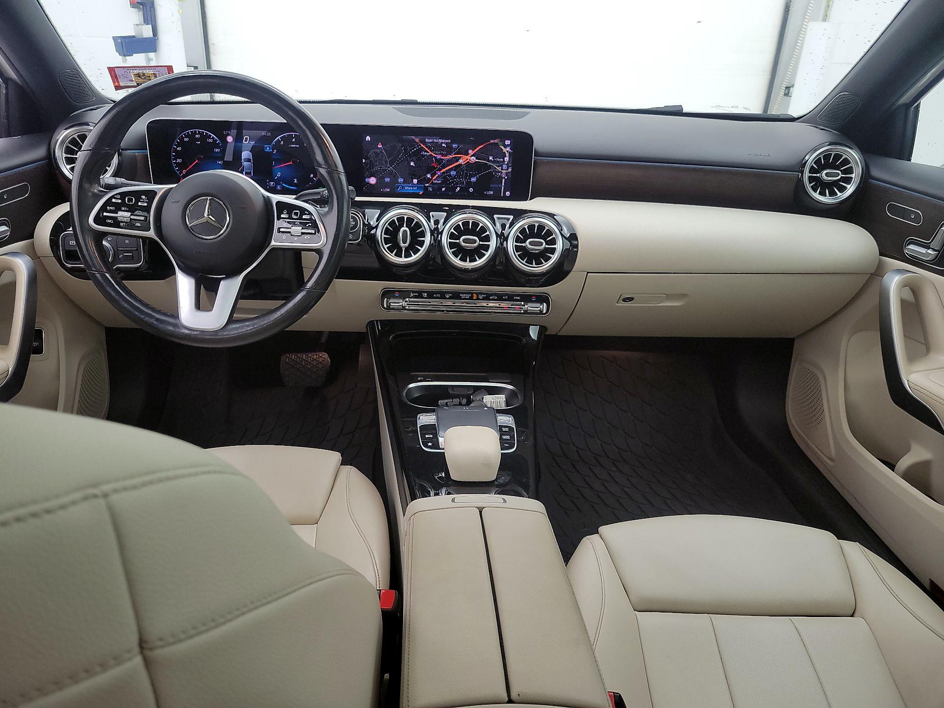 Thumbnail: 2019 Mercedes-Benz A-Class - 9